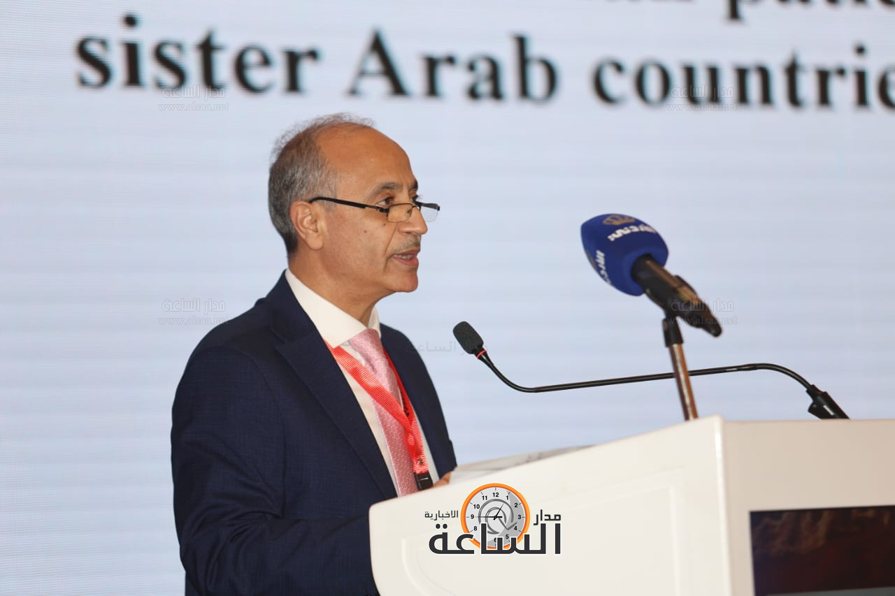 Madar Al-Saa Images 0.31898420924630555