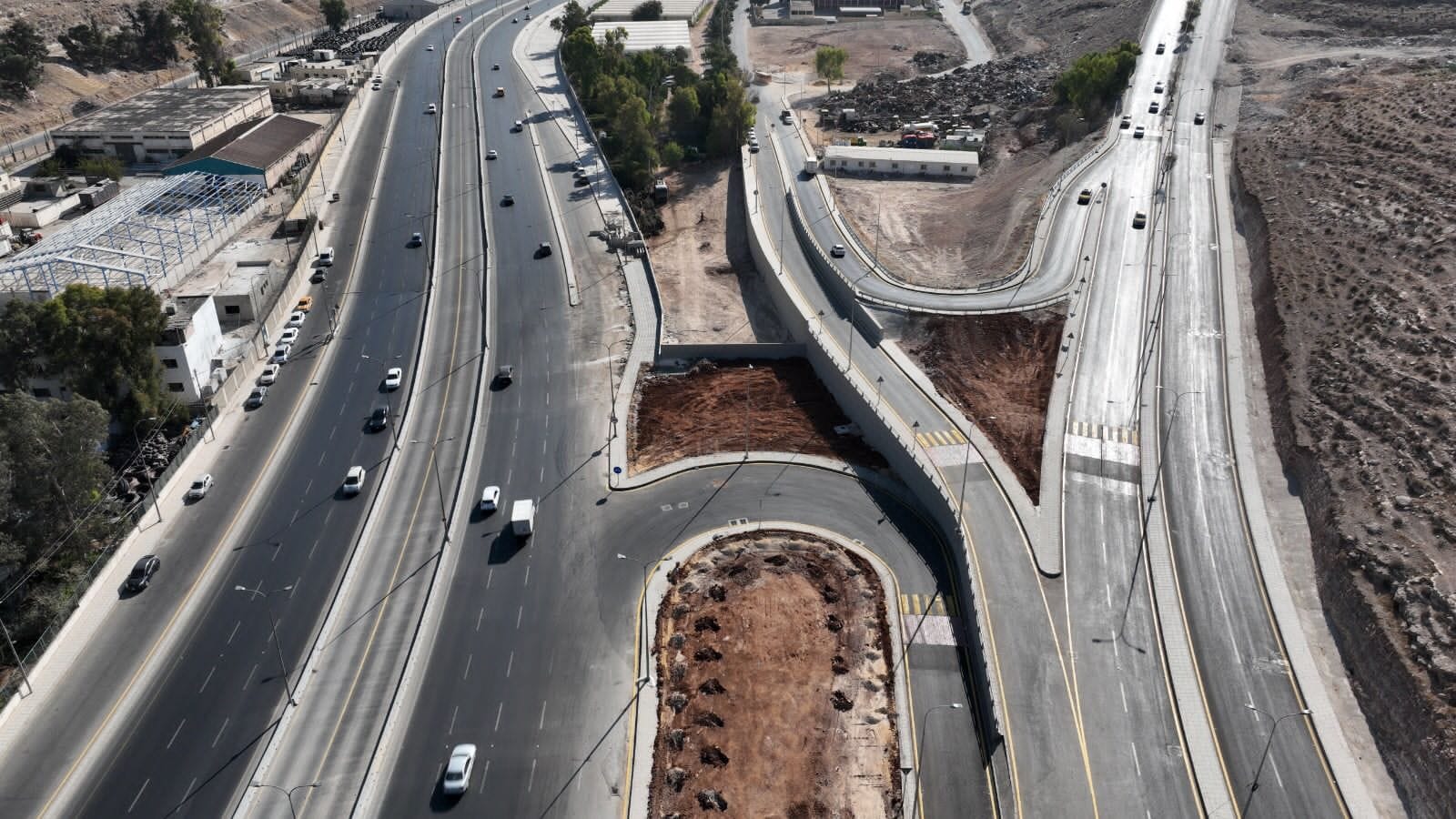 Madar Al-Saa Images 0.6520834911168218