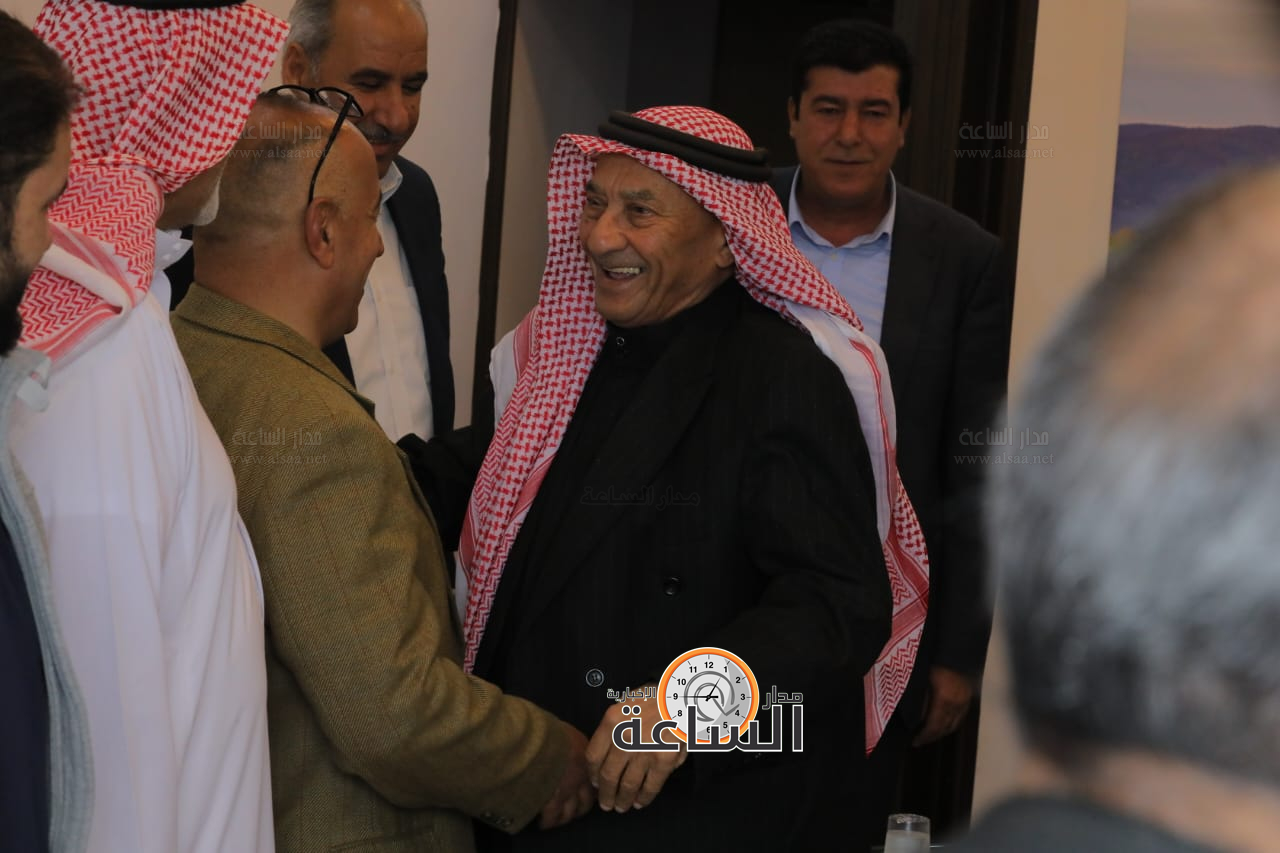 Madar Al-Saa Images 0.9386350805545995