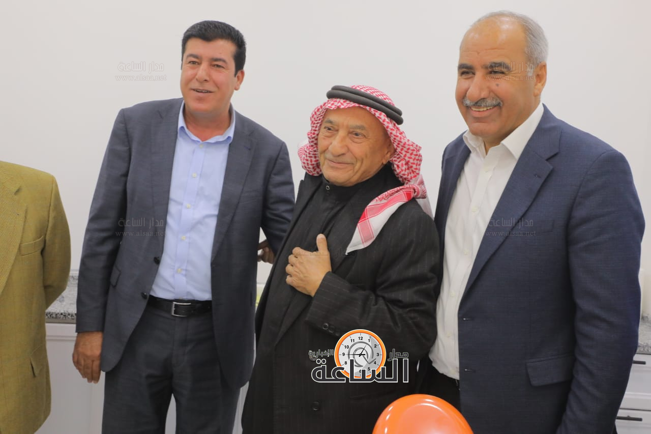 Madar Al-Saa Images 0.8371564165191272