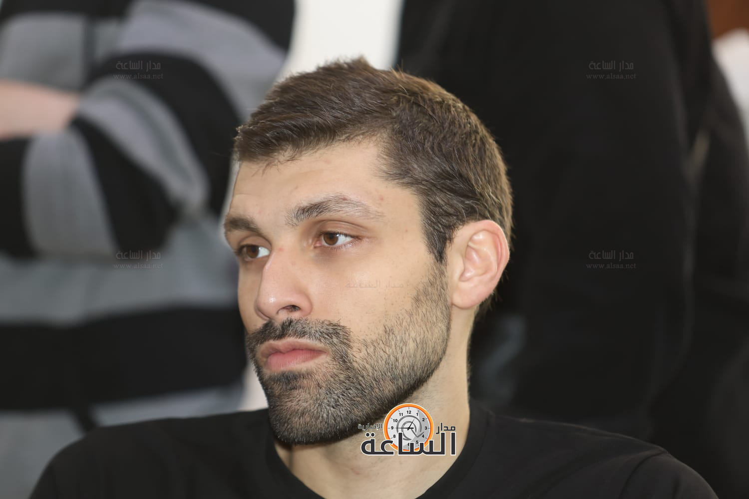 Madar Al-Saa Images 0.40980315859555017