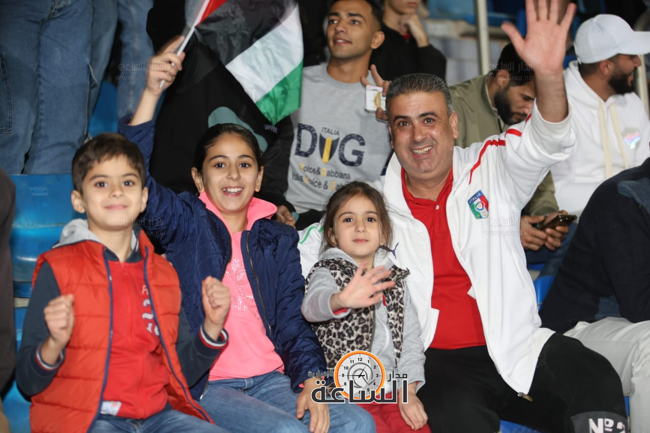 Madar Al-Saa Images 0.35009407690623573