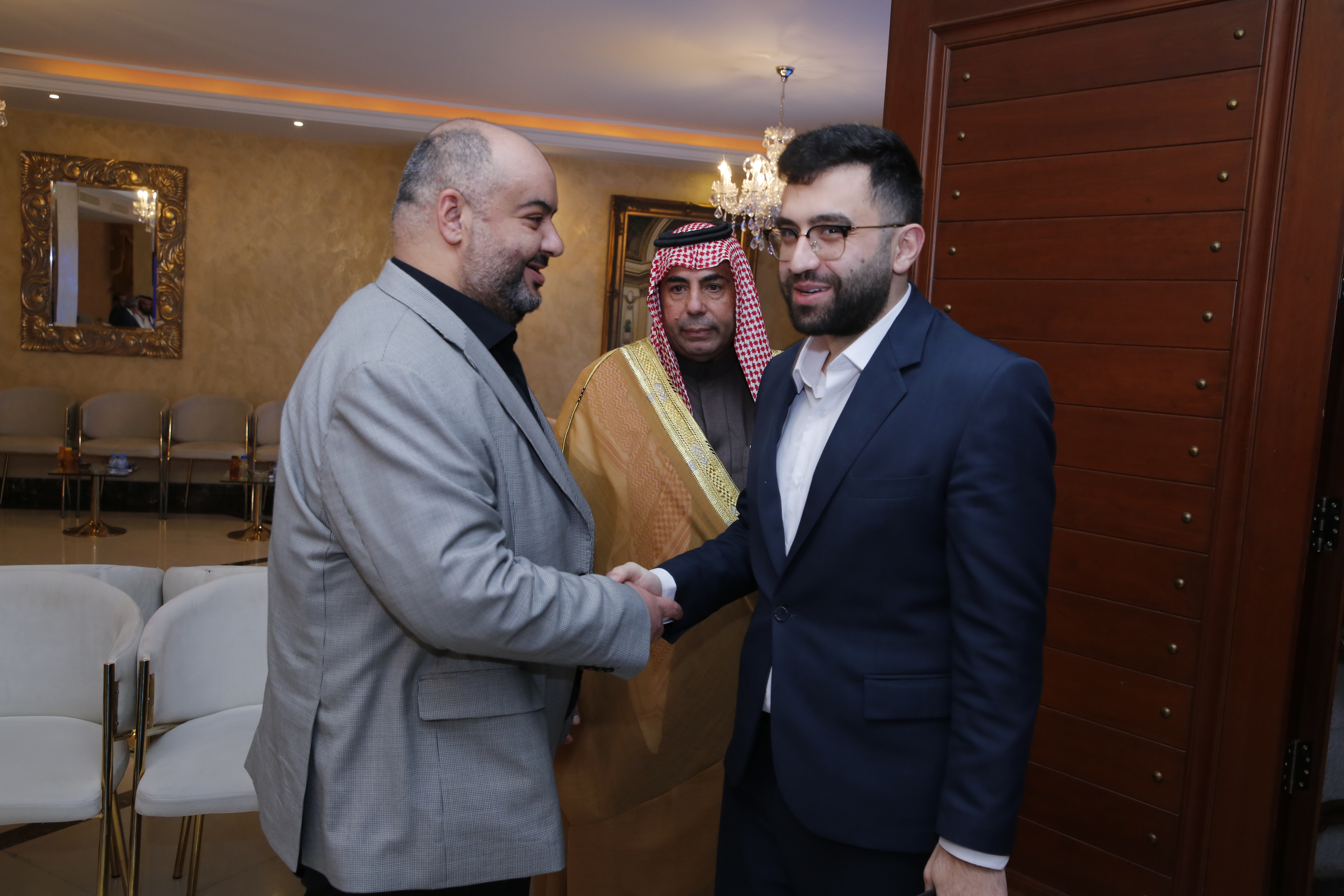 Madar Al-Saa Images 0.06829561398300532