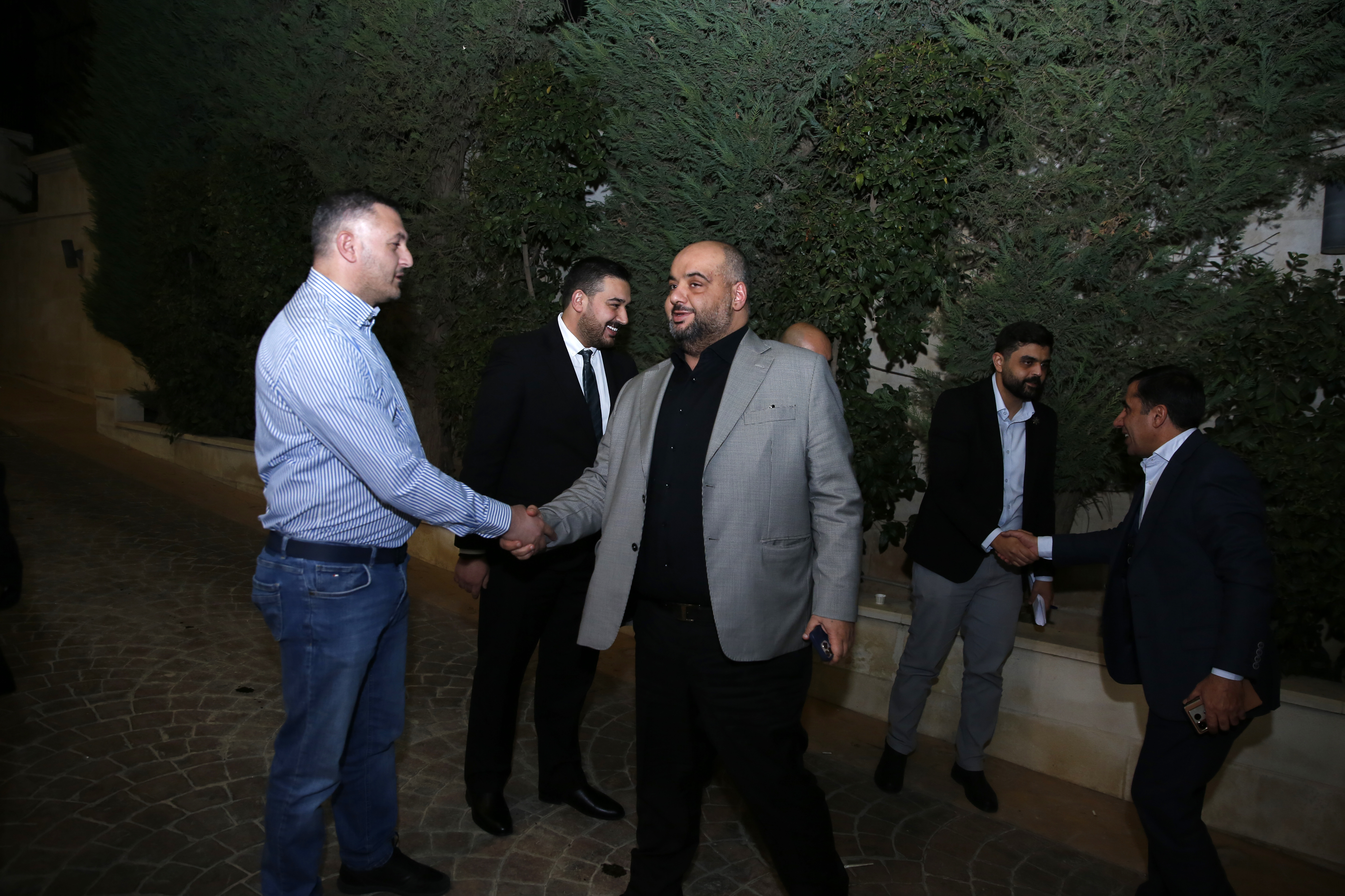 Madar Al-Saa Images 0.0014925145395532358