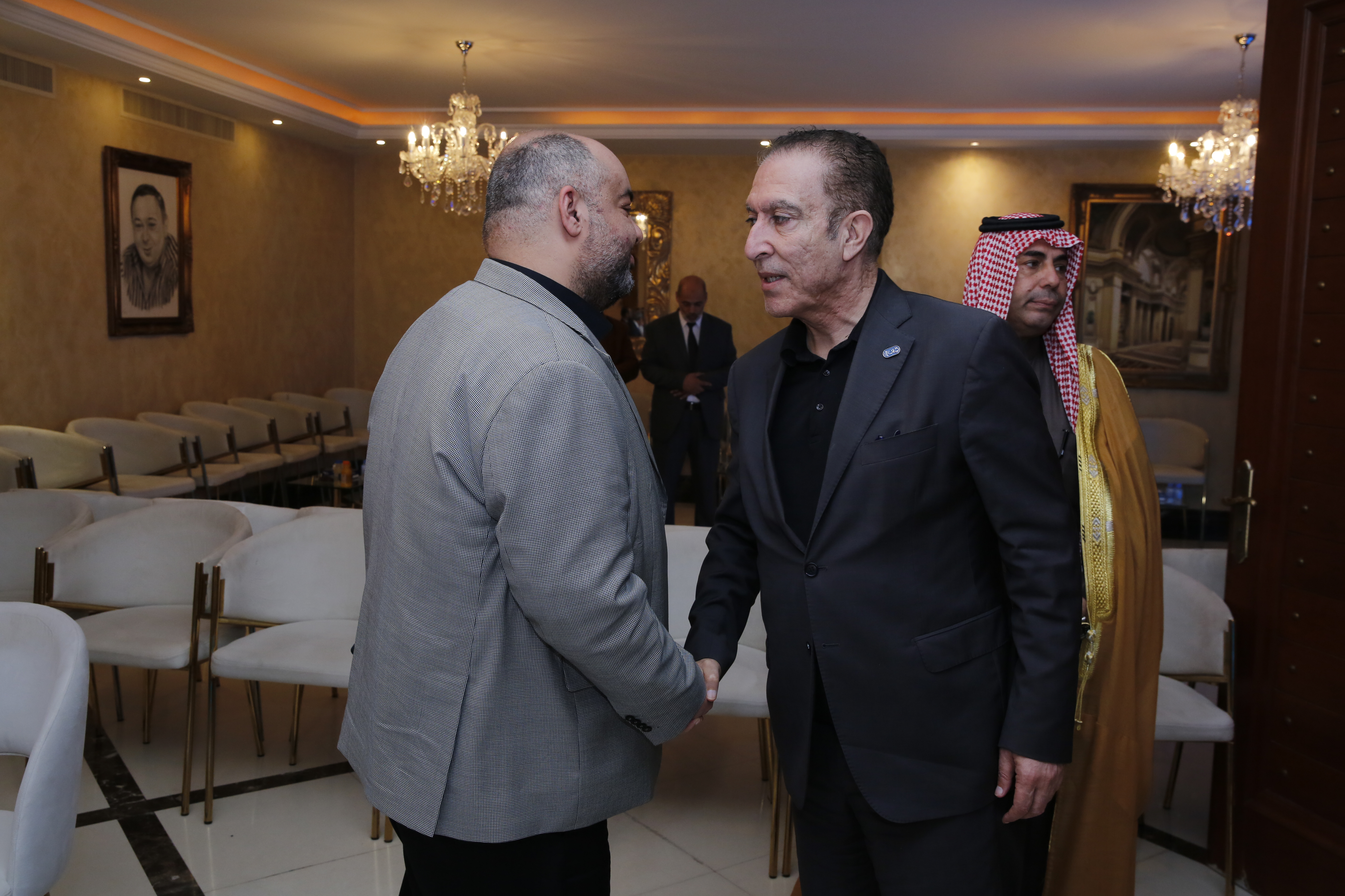 Madar Al-Saa Images 0.2098106557810404