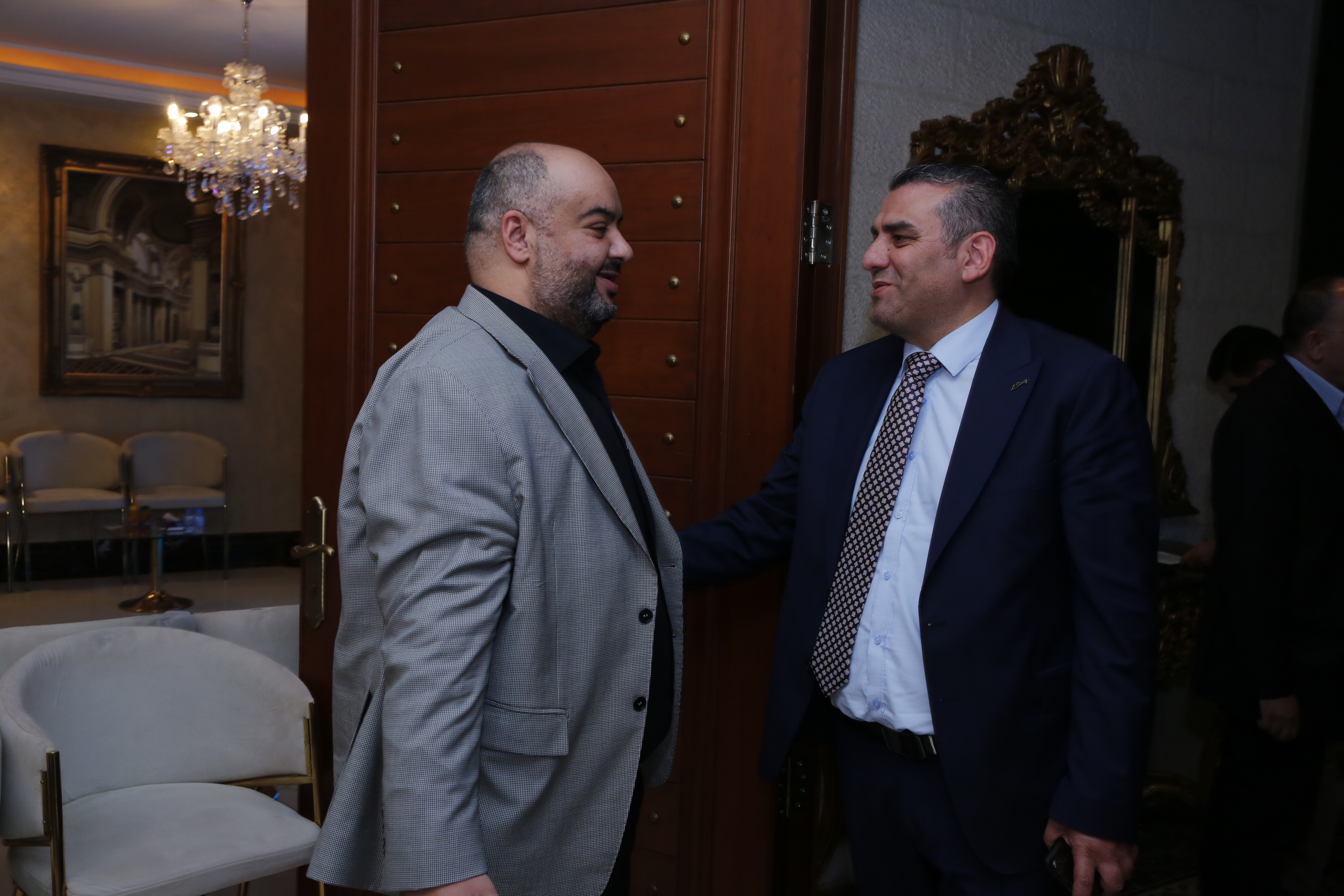 Madar Al-Saa Images 0.269674784575495