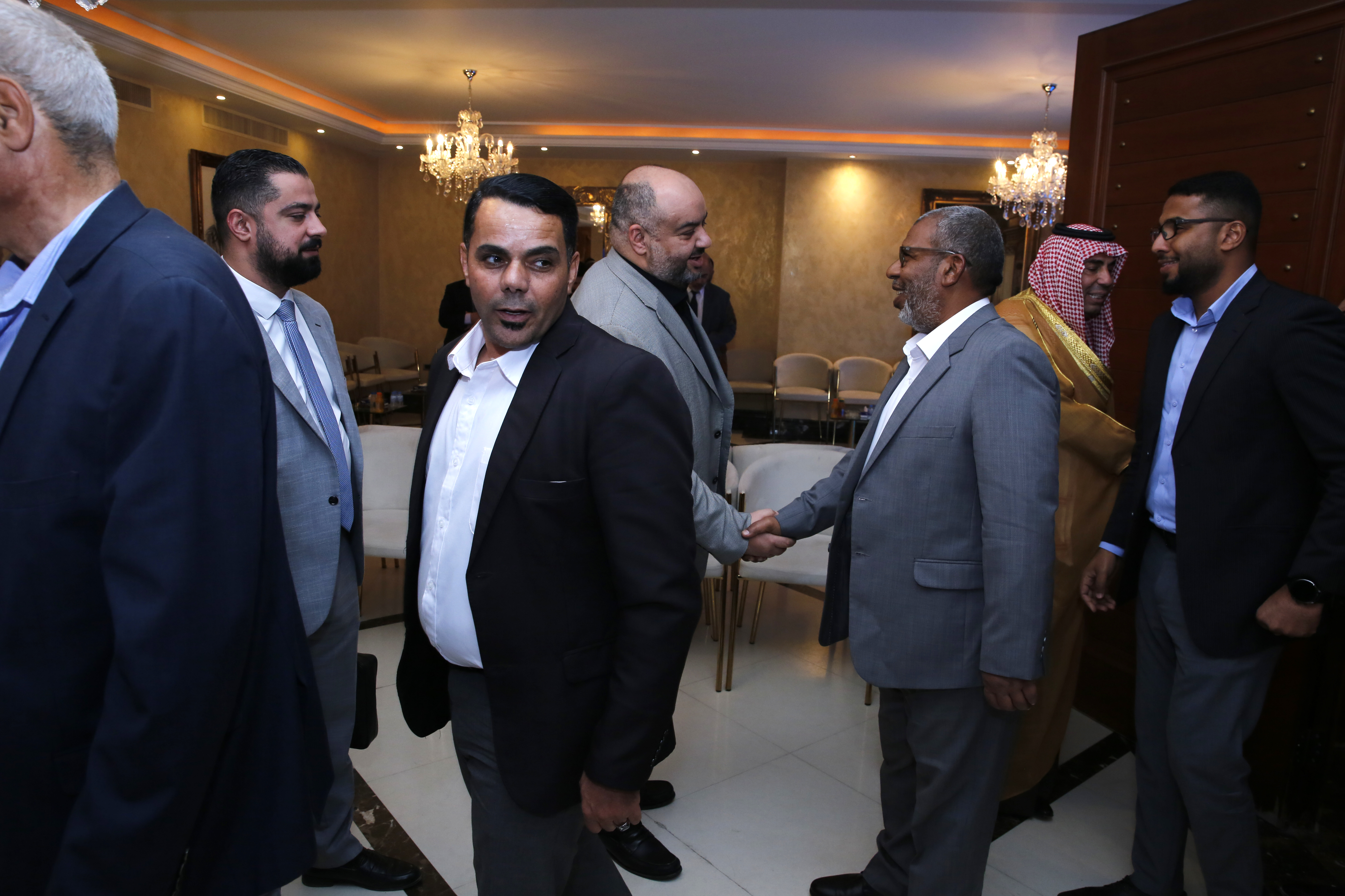 Madar Al-Saa Images 0.9670341123117885