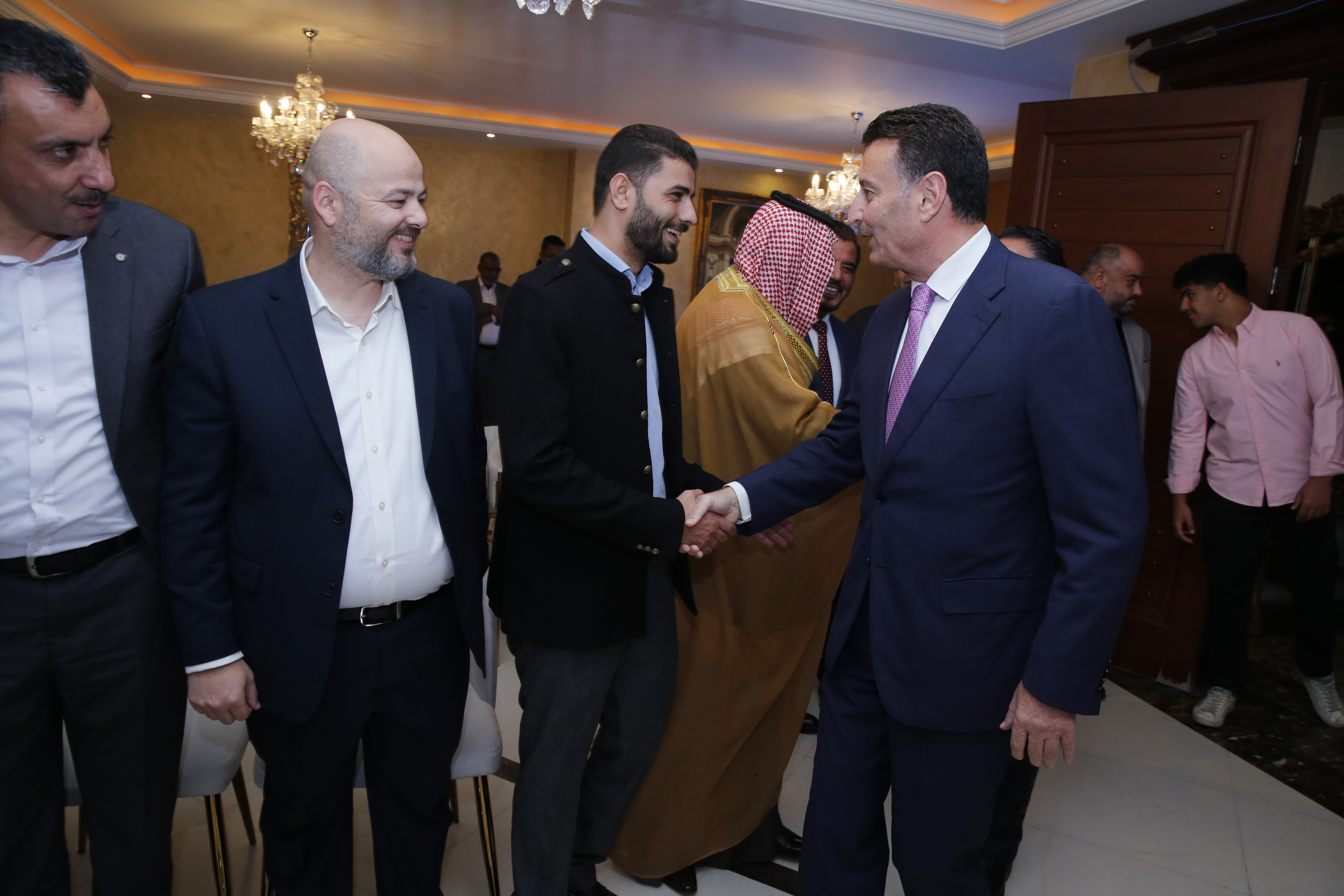 Madar Al-Saa Images 0.29784943628339944