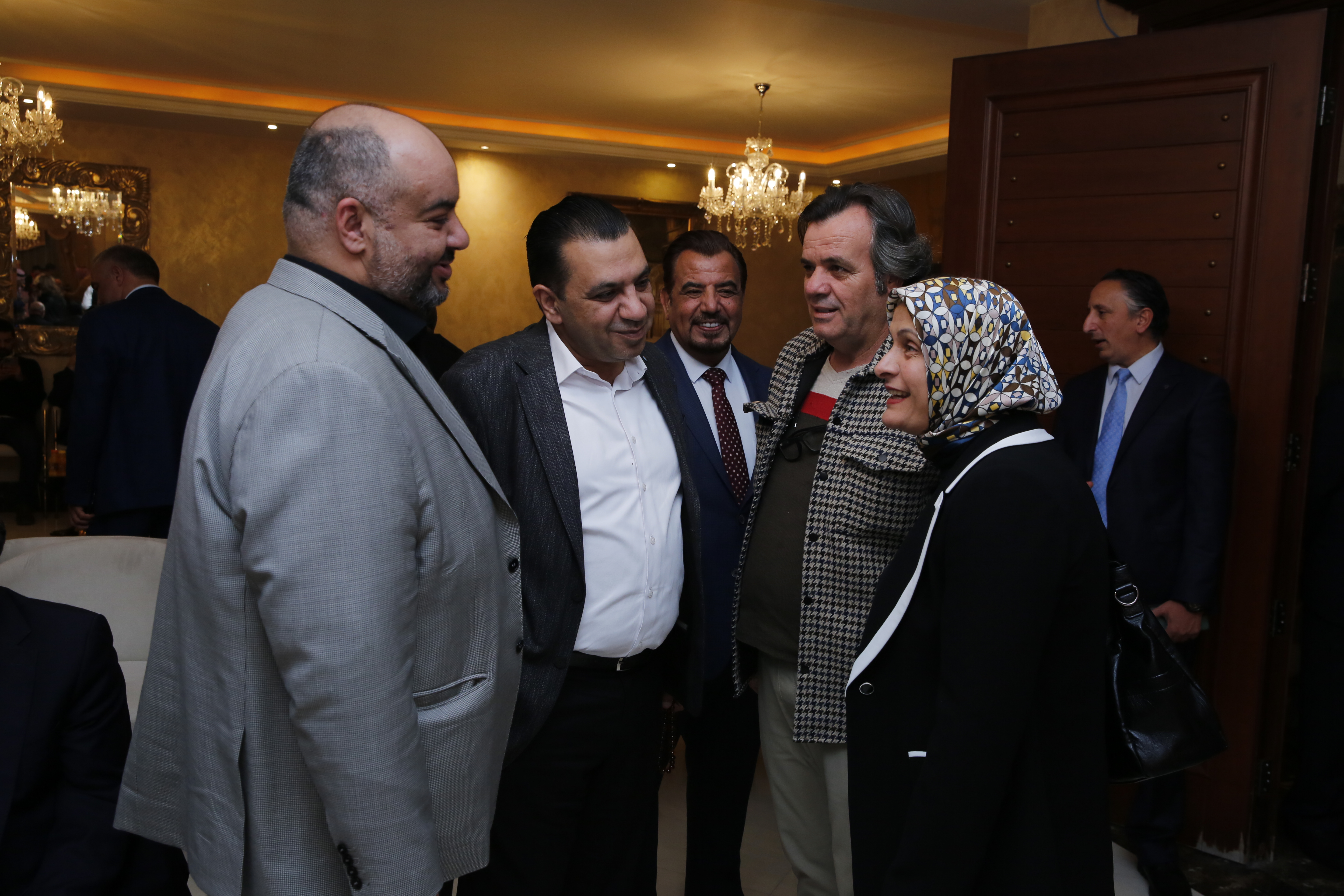 Madar Al-Saa Images 0.7123398413340849