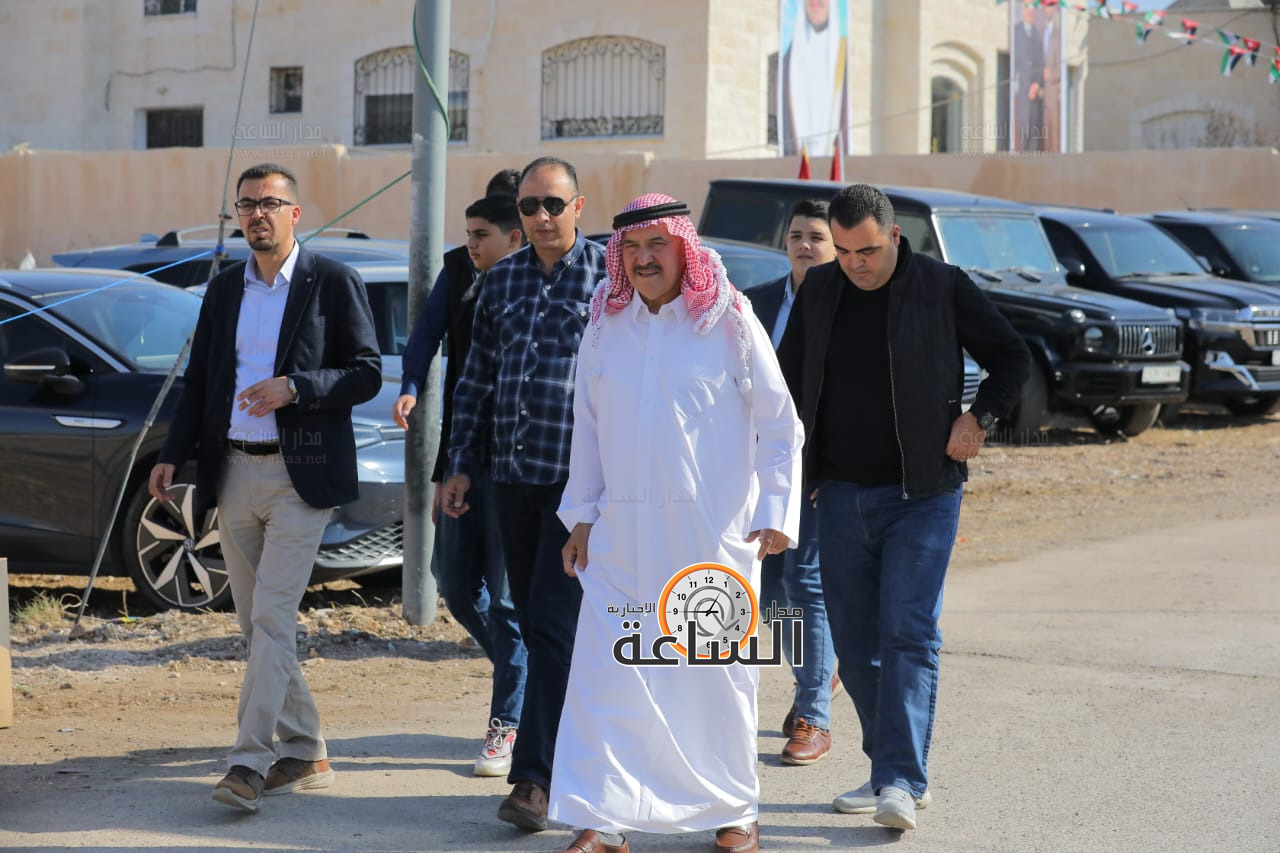 Madar Al-Saa Images 0.5602432341779955