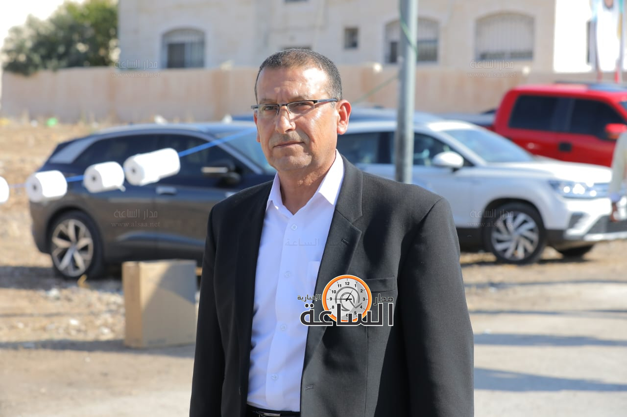 Madar Al-Saa Images 0.41727272197154797