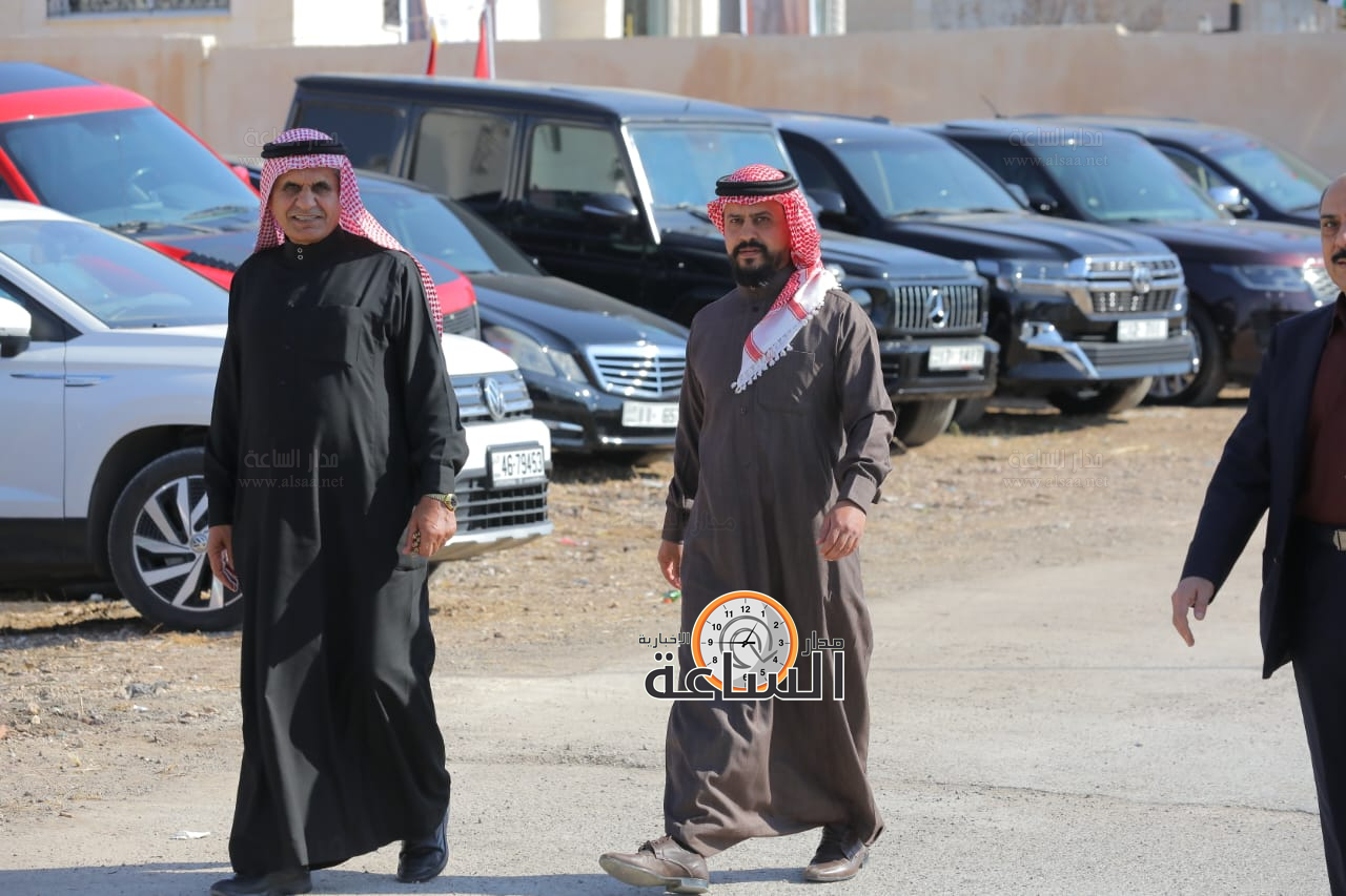 Madar Al-Saa Images 0.10038485788538032