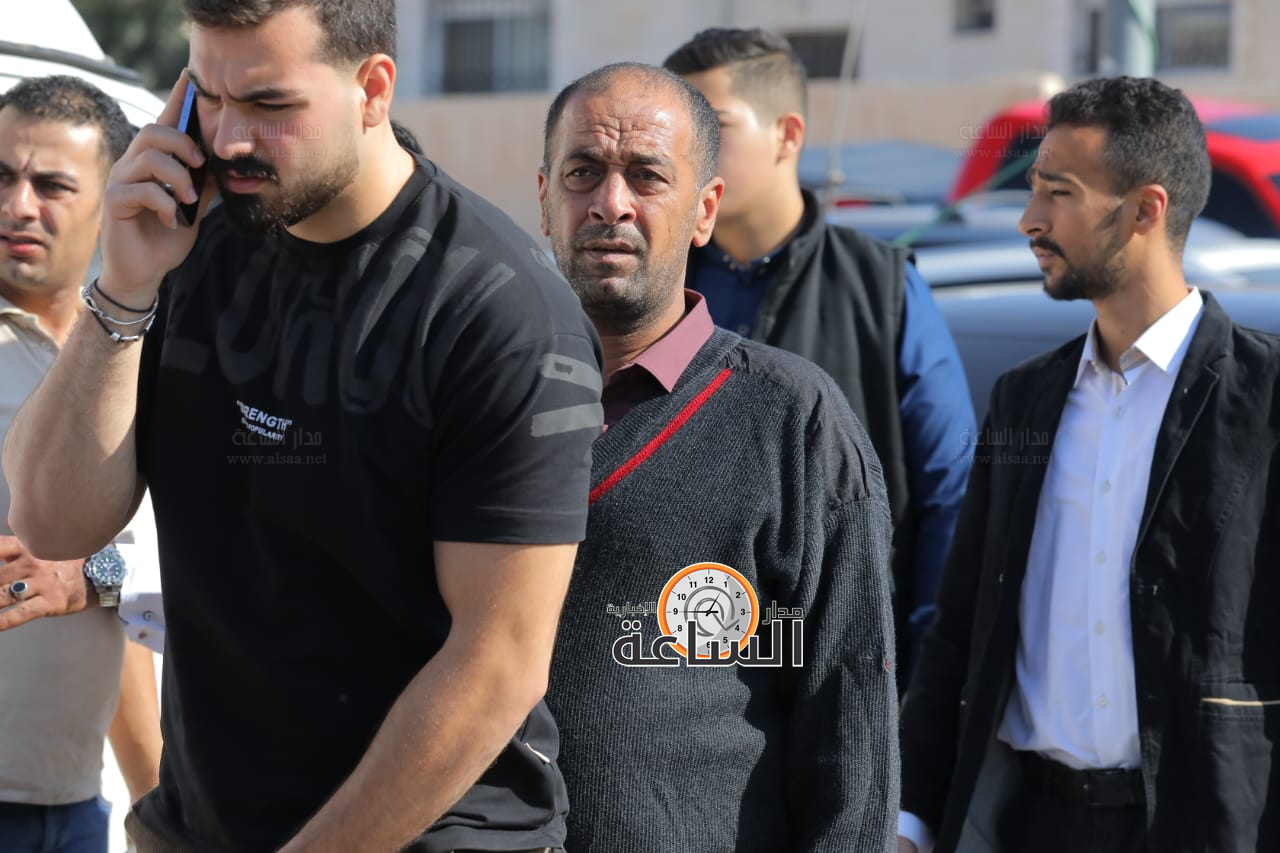 Madar Al-Saa Images 0.9196187410740626