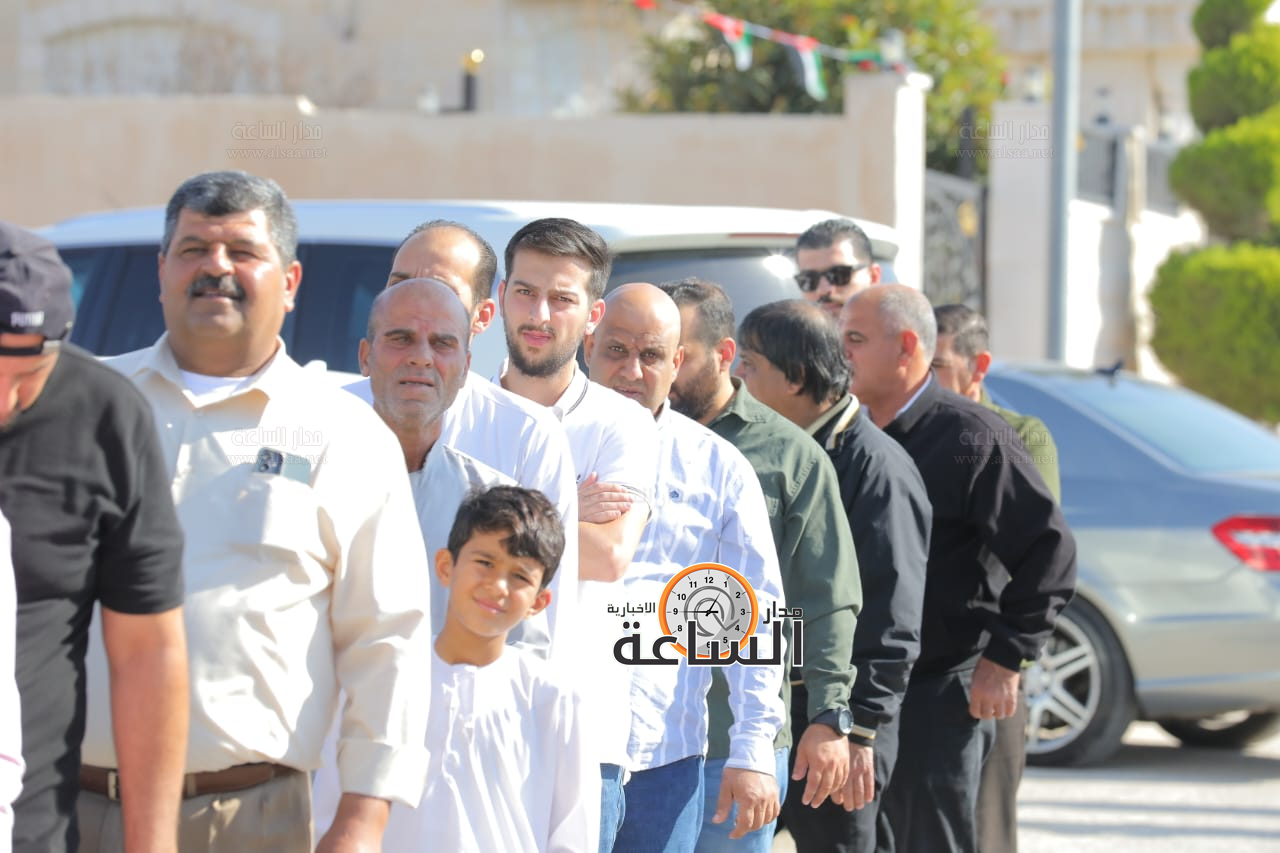 Madar Al-Saa Images 0.3839775510800729