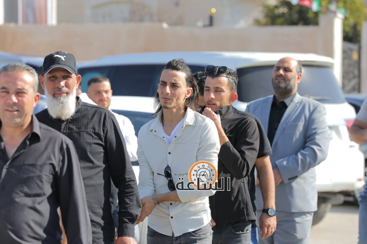 Madar Al-Saa Images 0.34812449210515695