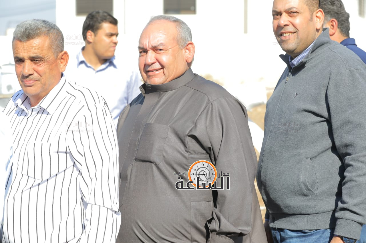 Madar Al-Saa Images 0.9994389344606396