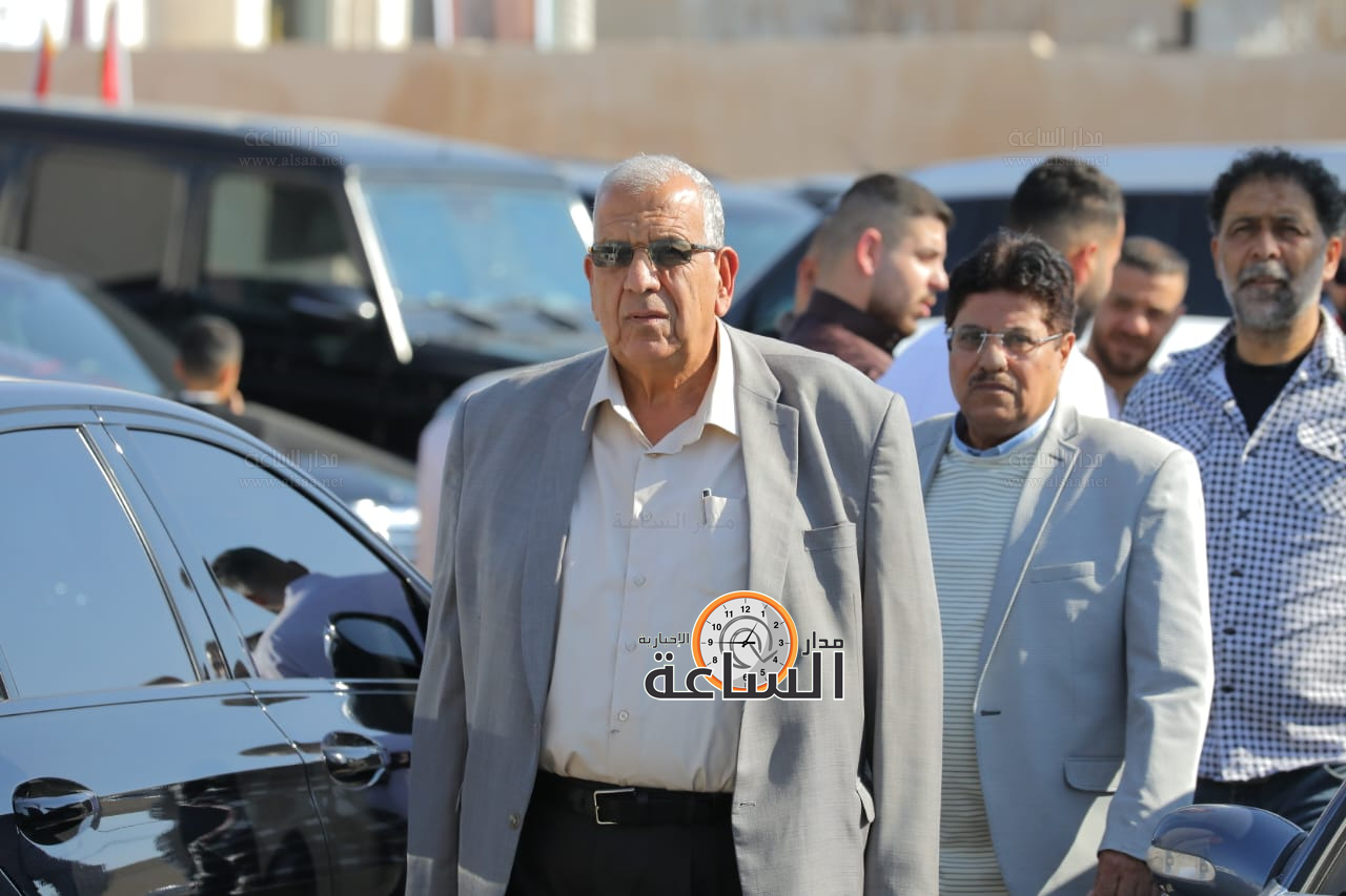 Madar Al-Saa Images 0.4958379885519366