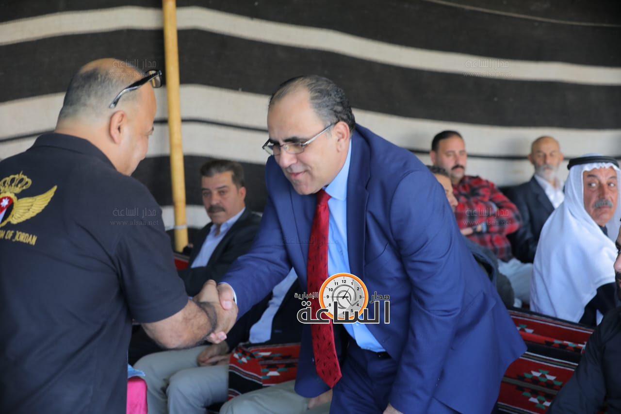 Madar Al-Saa Images 0.3232861041798407