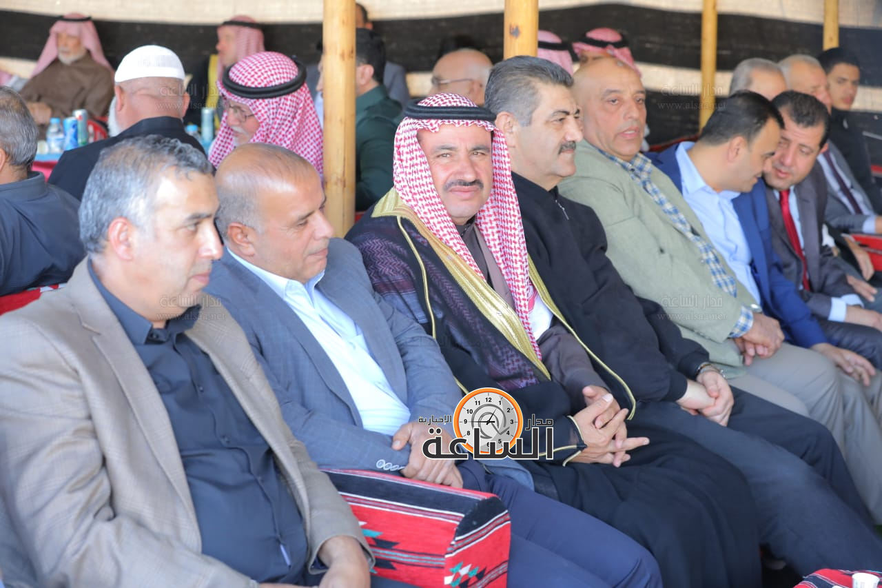 Madar Al-Saa Images 0.9359380530162389