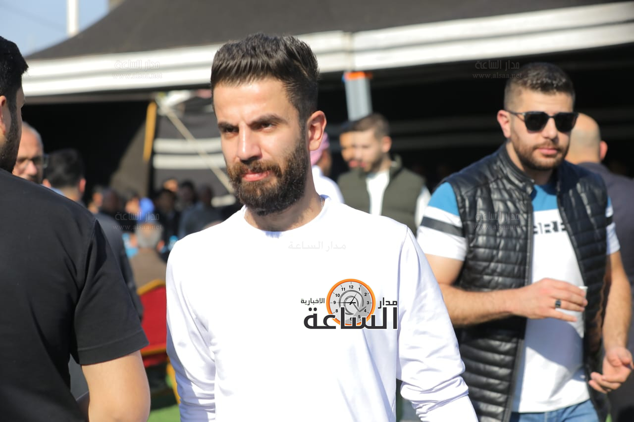 Madar Al-Saa Images 0.4941291408281214