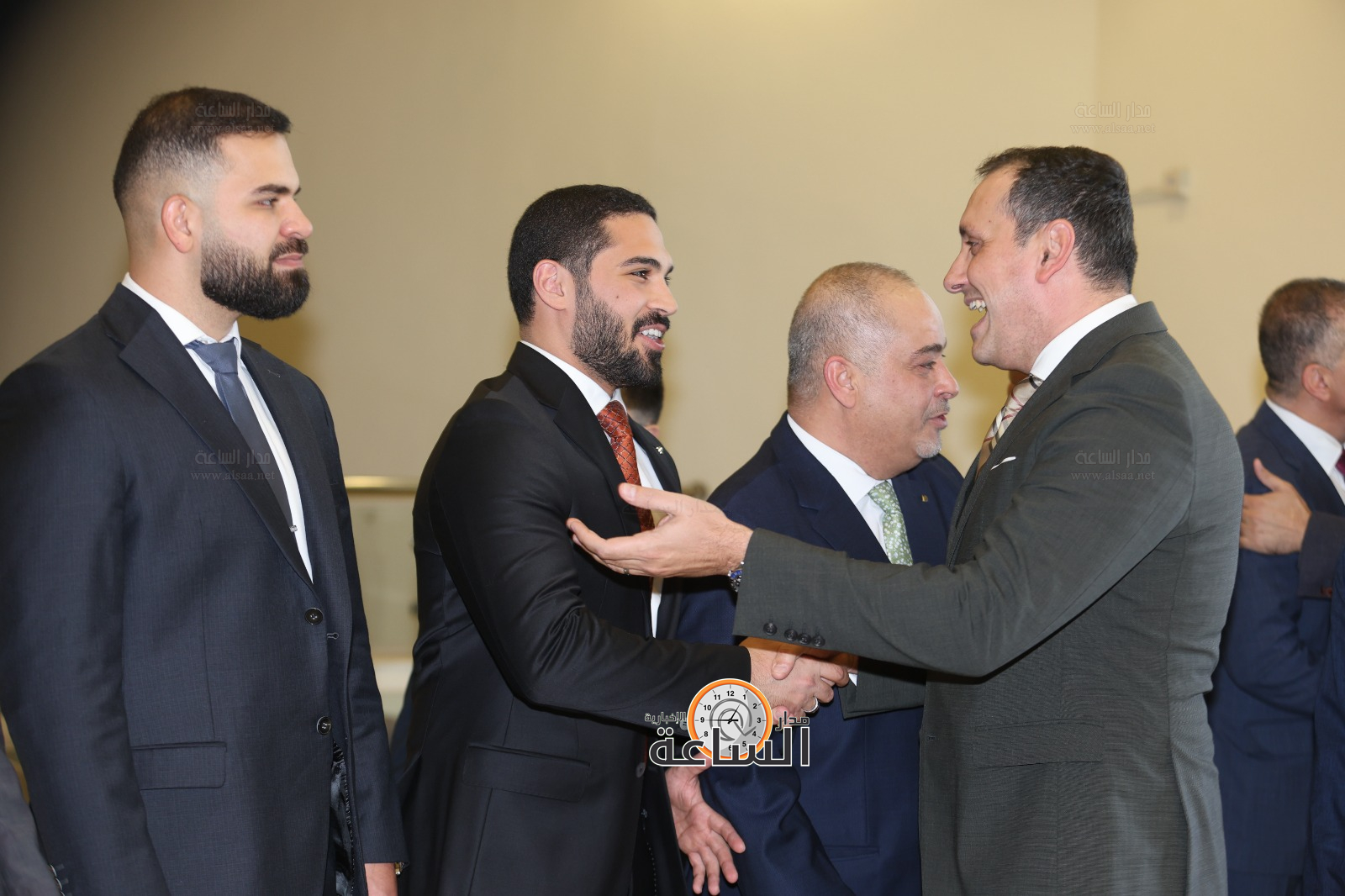 Madar Al-Saa Images 0.11465319502894356