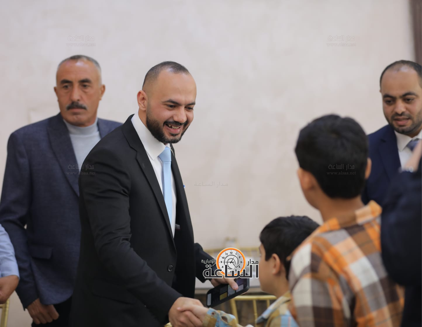 Madar Al-Saa Images 0.544631664557534