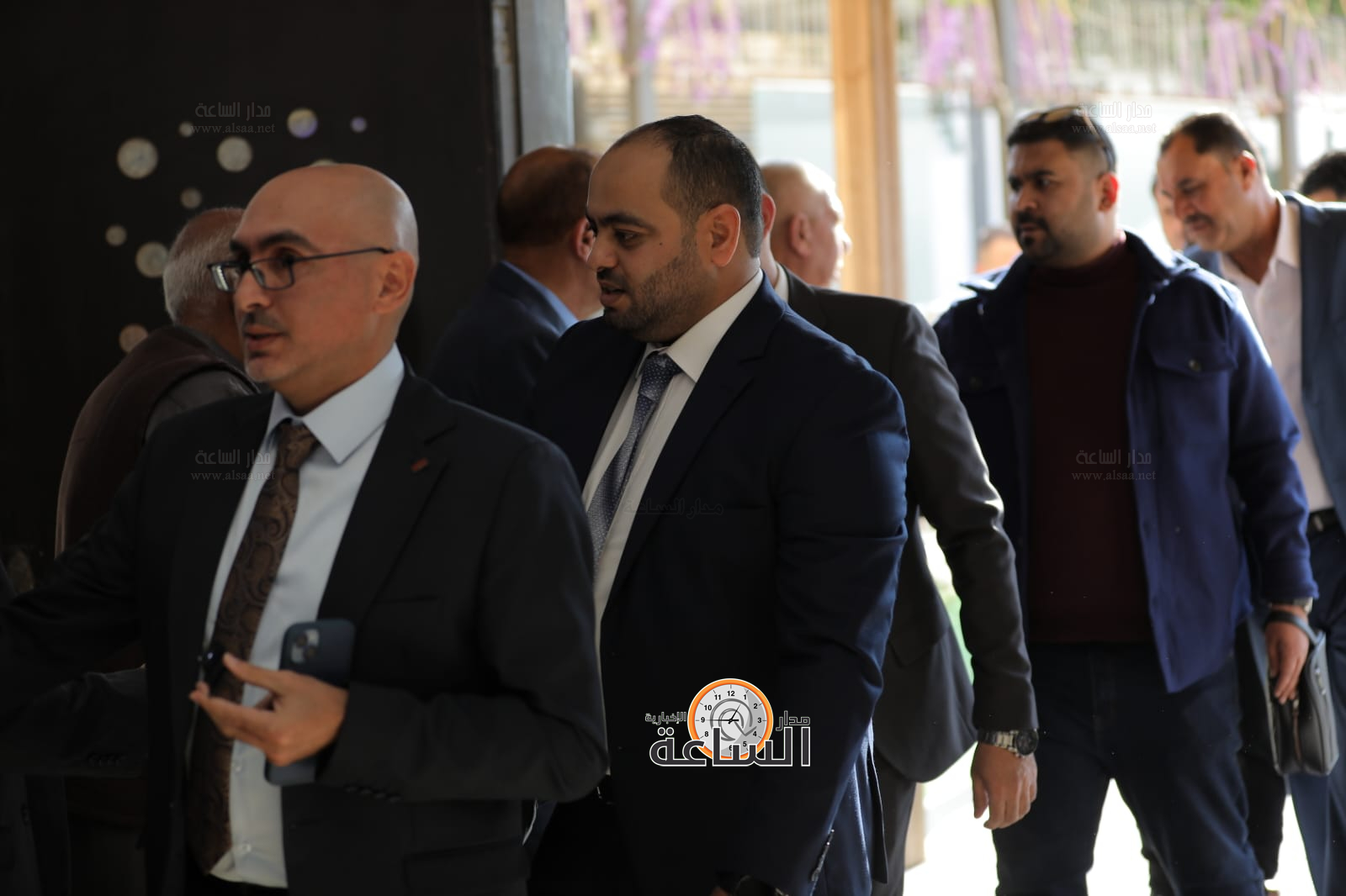 Madar Al-Saa Images 0.7826667576812874