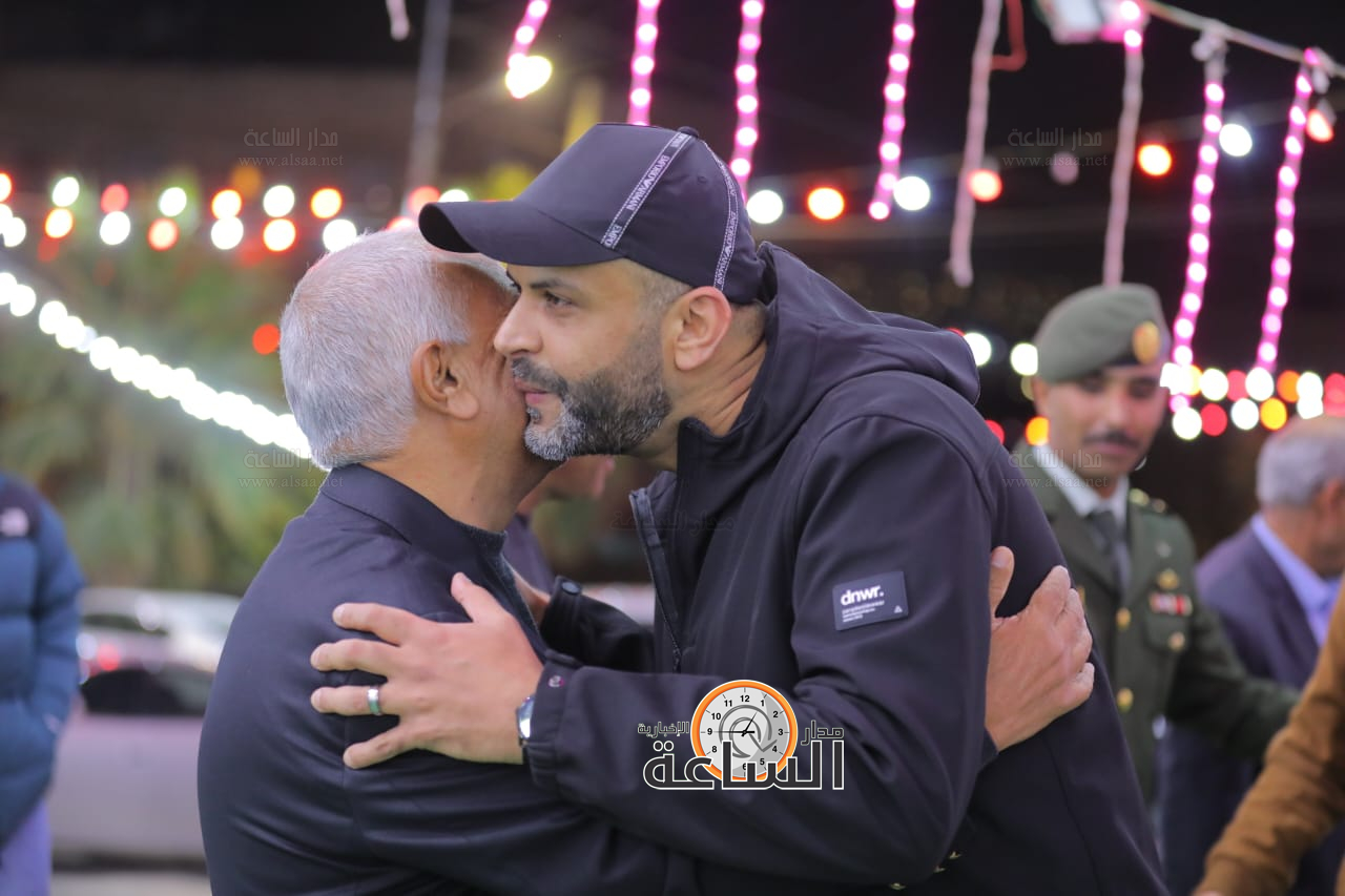 Madar Al-Saa Images 0.9424131875431601