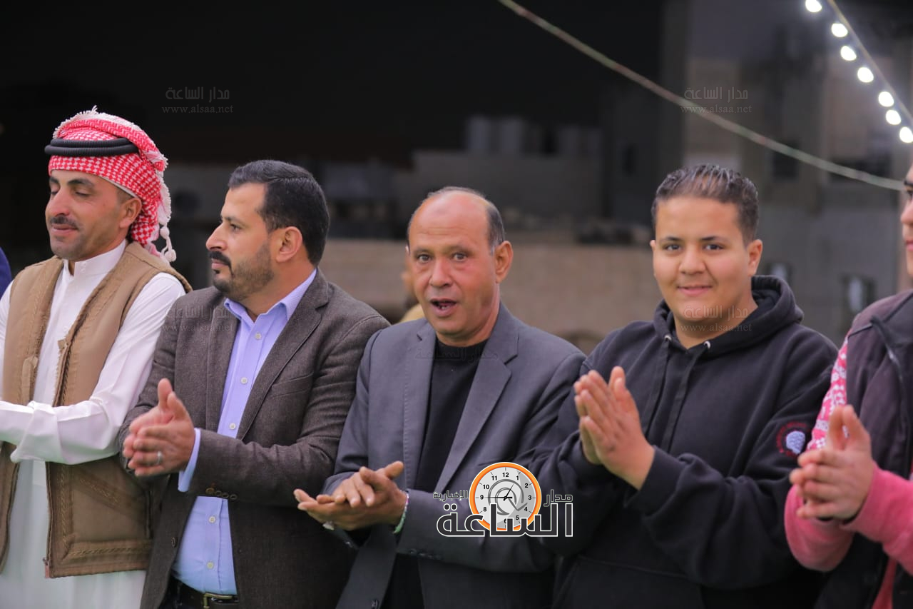 Madar Al-Saa Images 0.6329220369588529