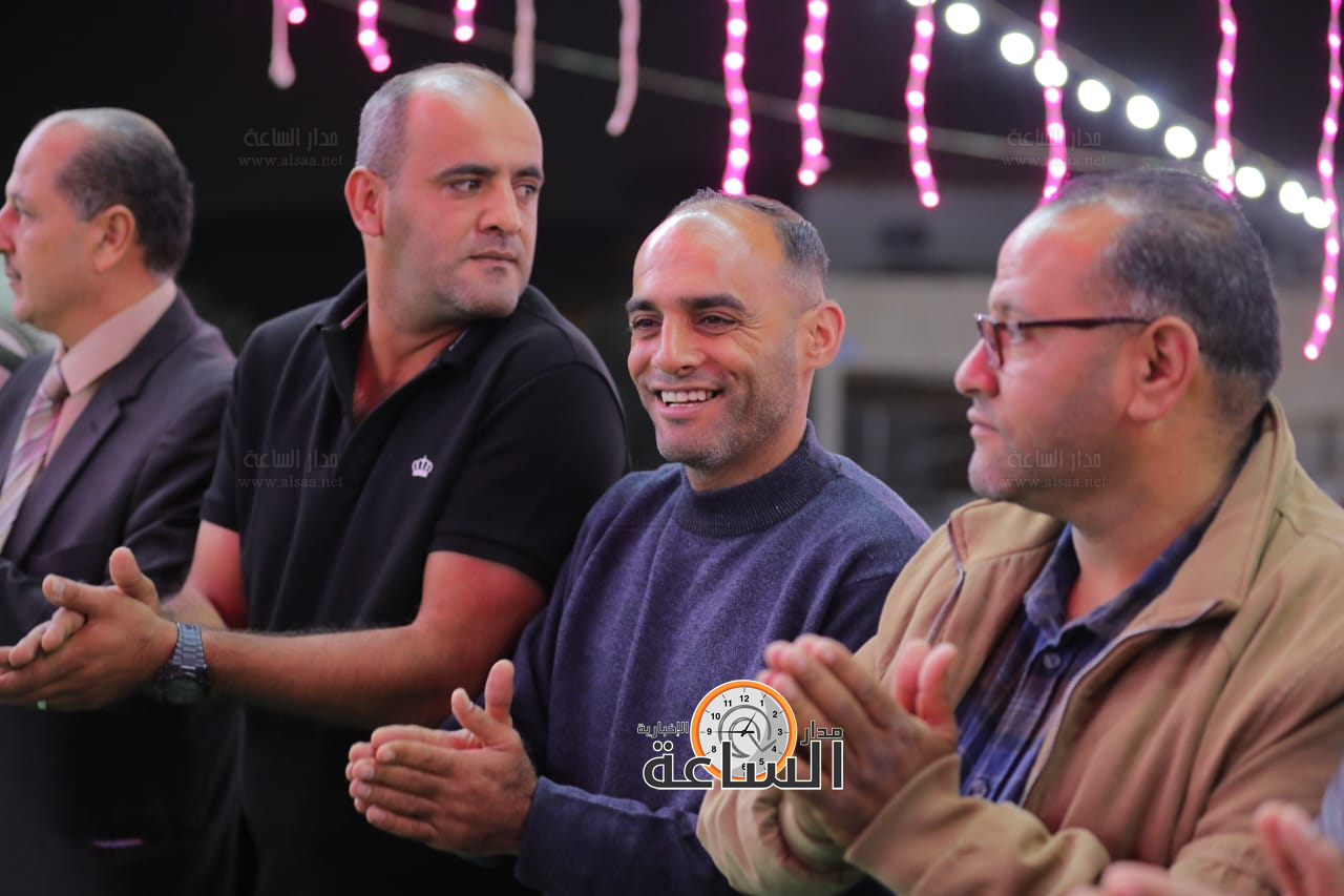 Madar Al-Saa Images 0.9189330368174162