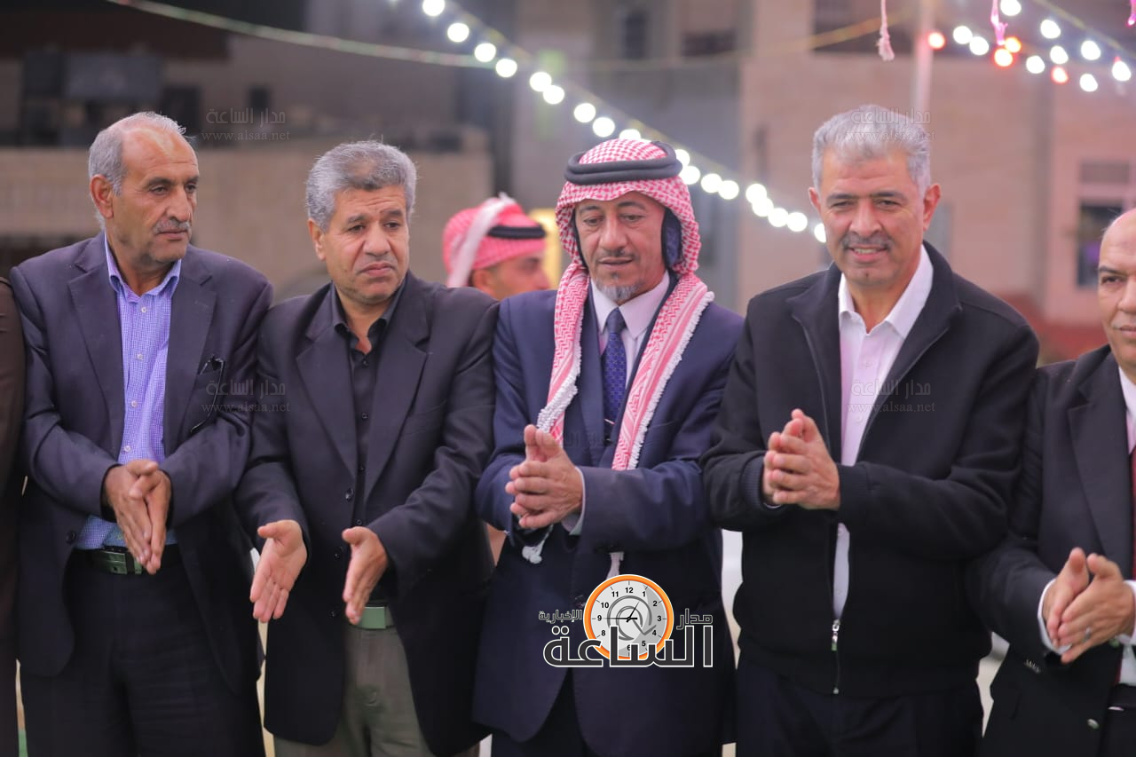 Madar Al-Saa Images 0.040867030136127136