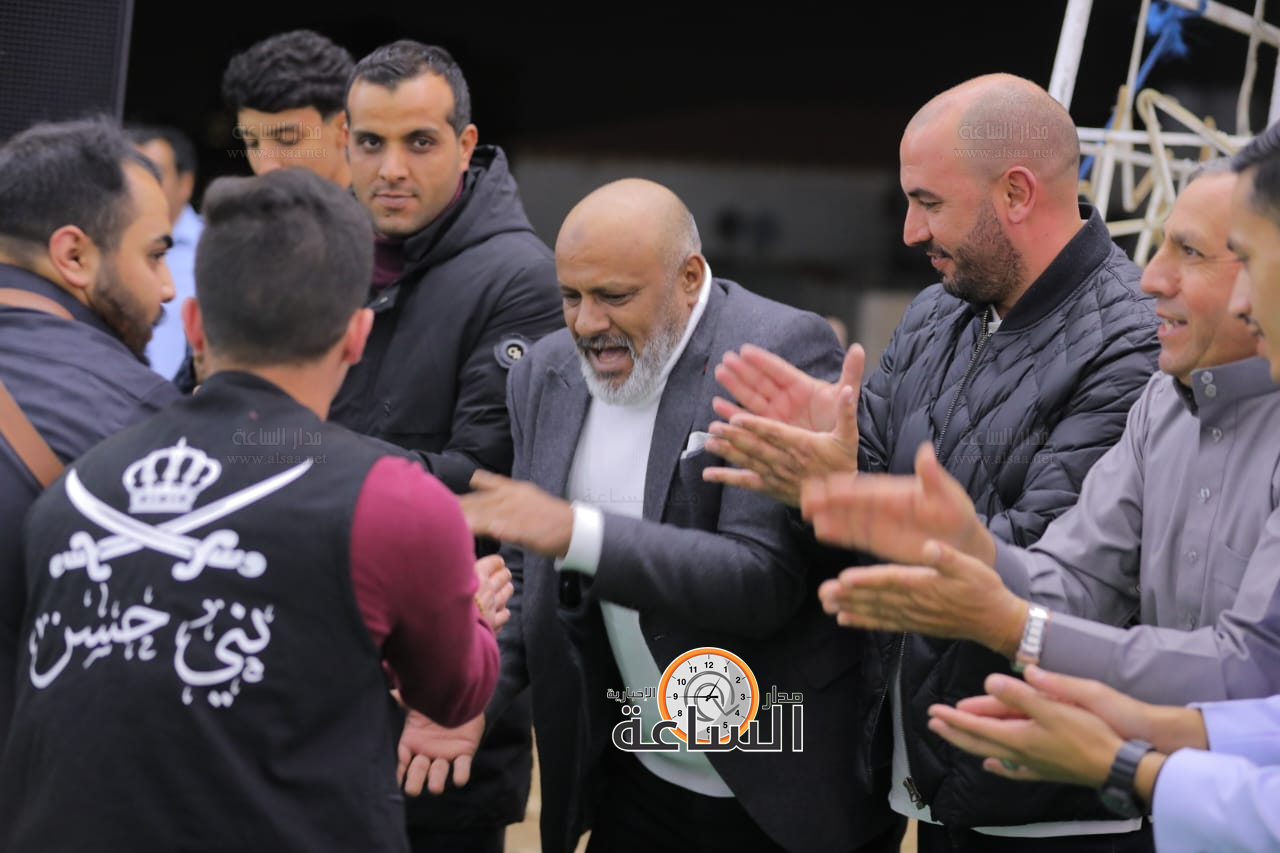 Madar Al-Saa Images 0.3821662901750851