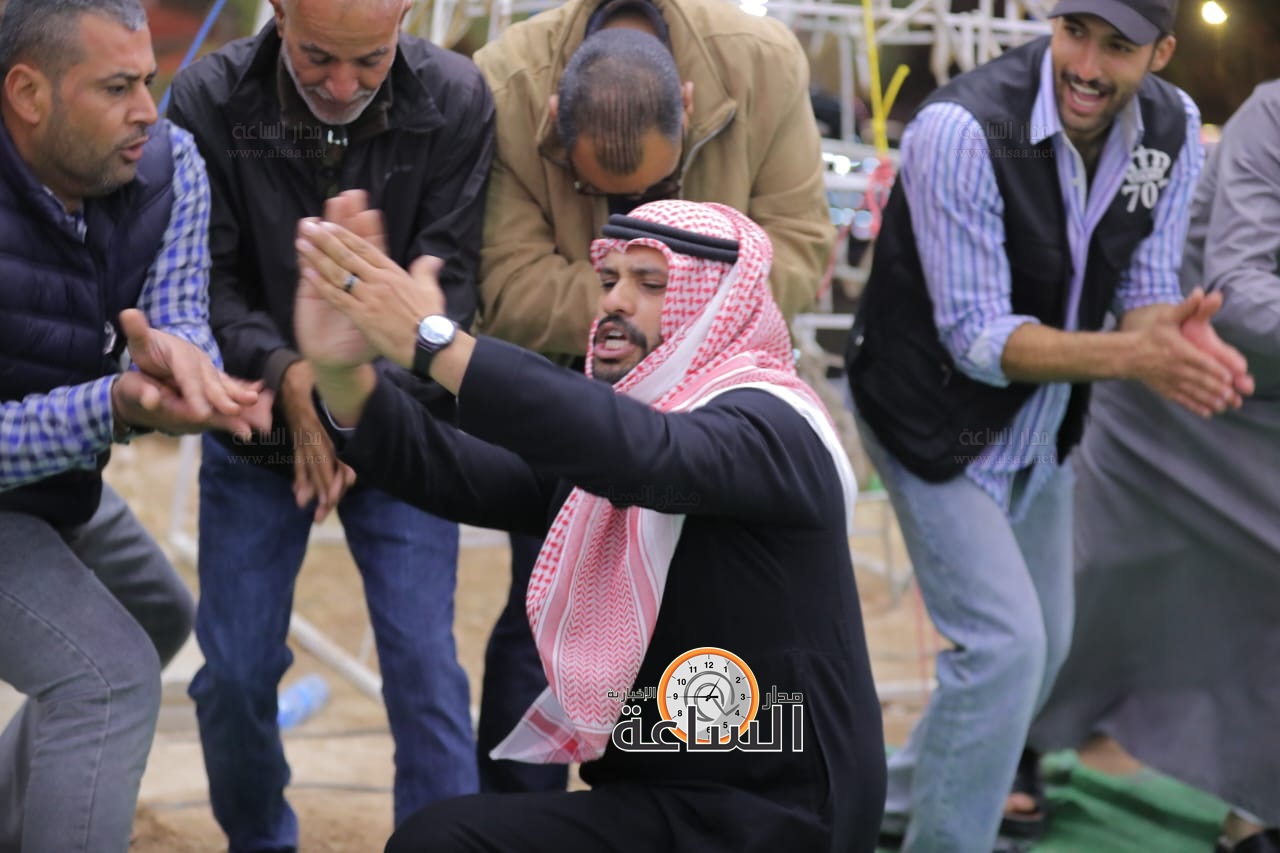 Madar Al-Saa Images 0.13660435735737608