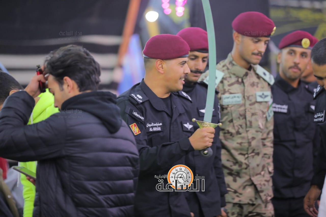 Madar Al-Saa Images 0.43505321342870884