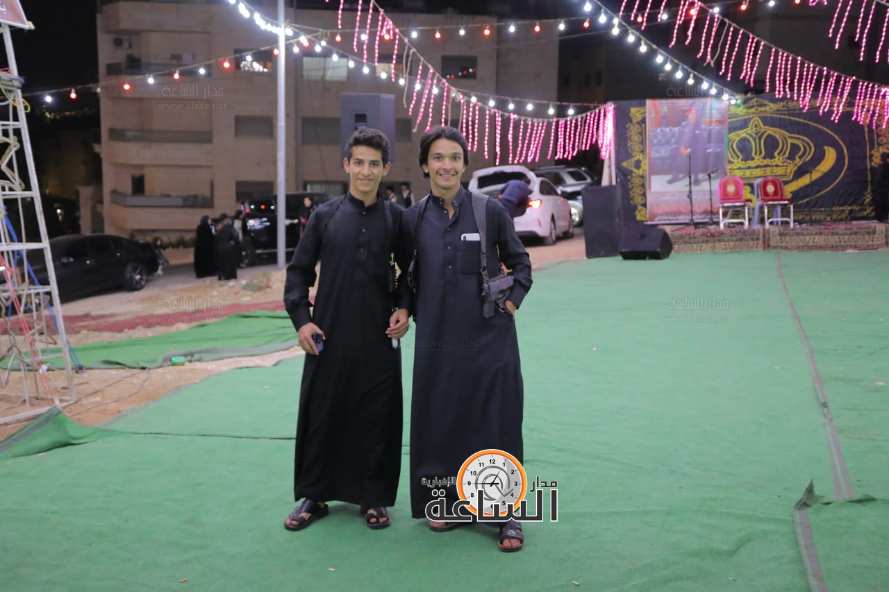 Madar Al-Saa Images 0.1368904745859647