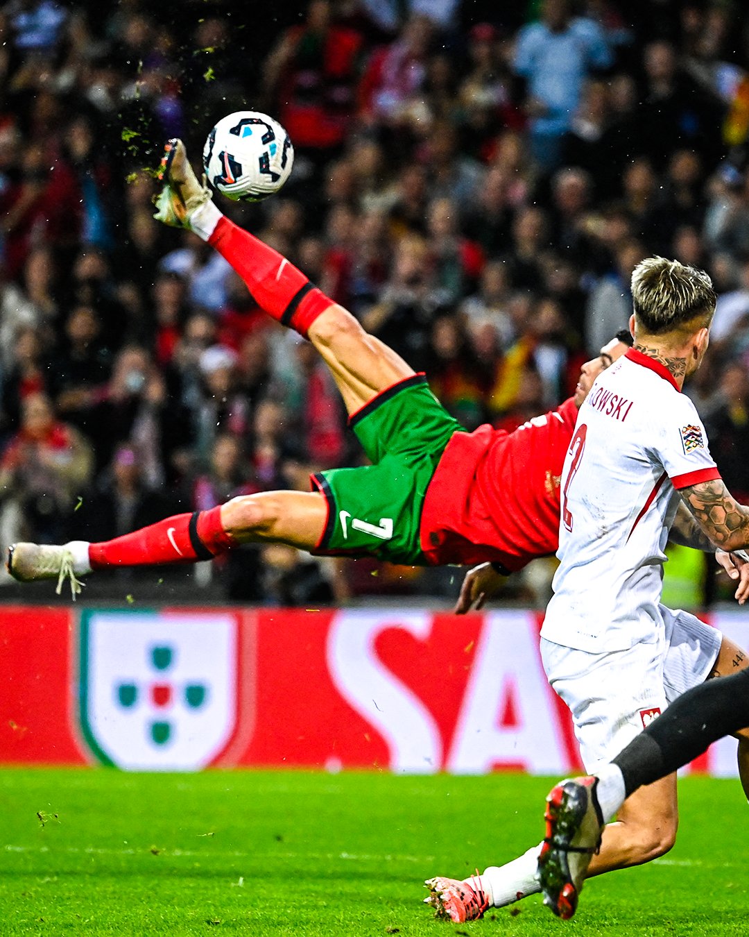 Madar Al-Saa Images 0.3992797425071617