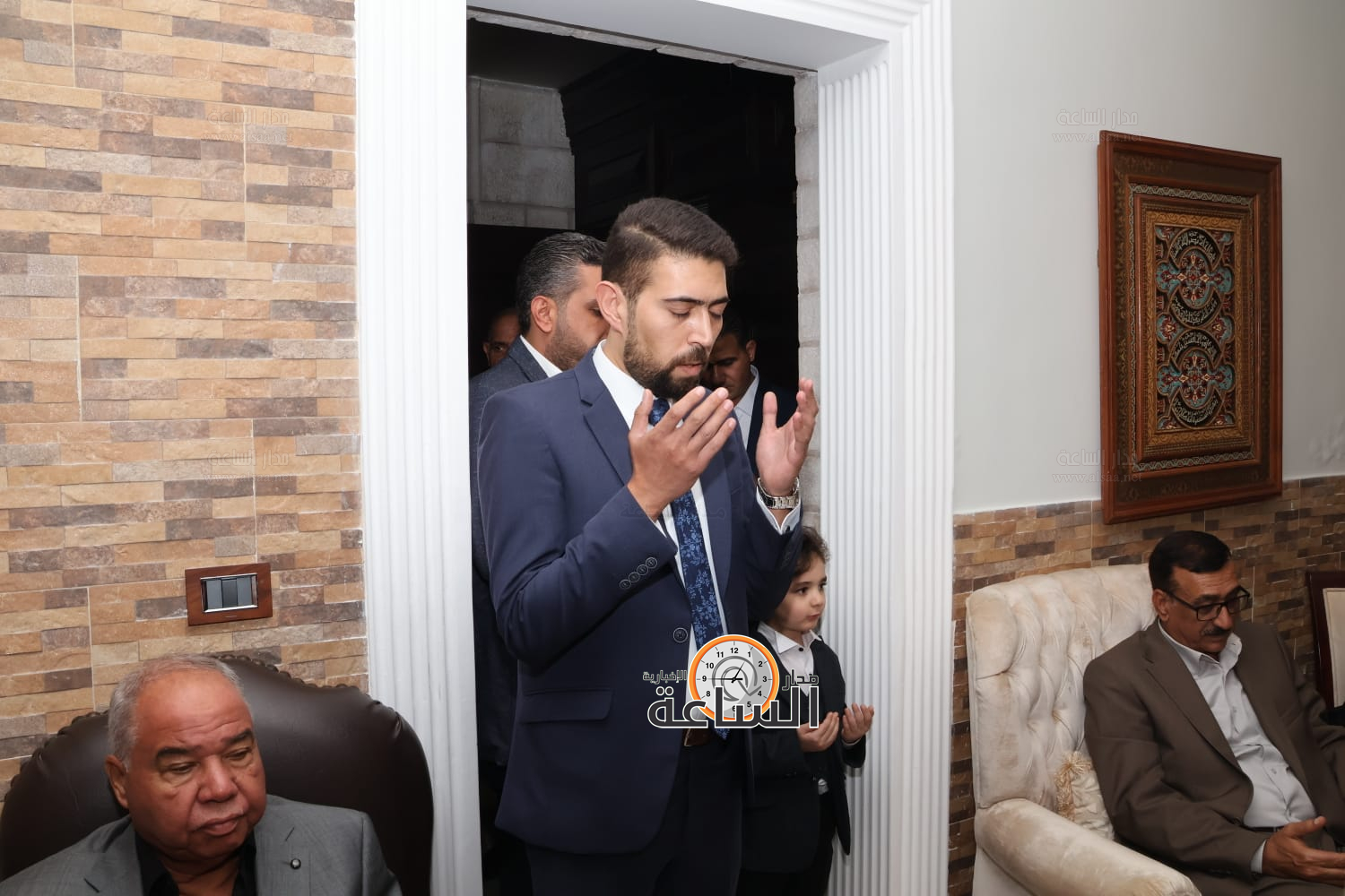 Madar Al-Saa Images 0.45089871798340186