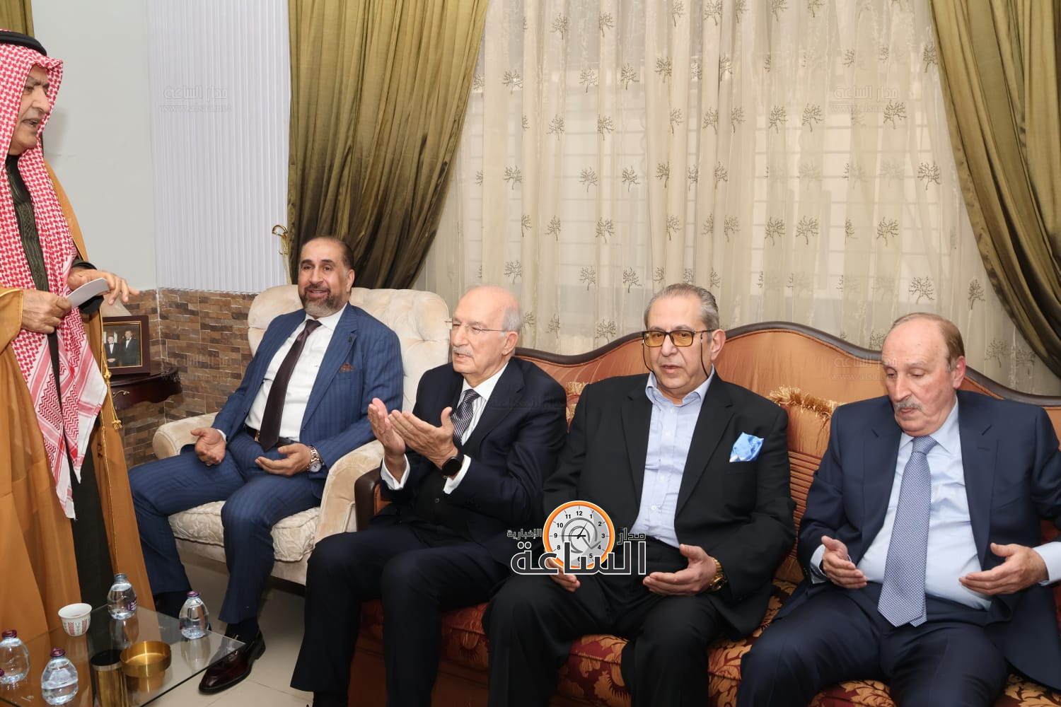 Madar Al-Saa Images 0.32798356078838276