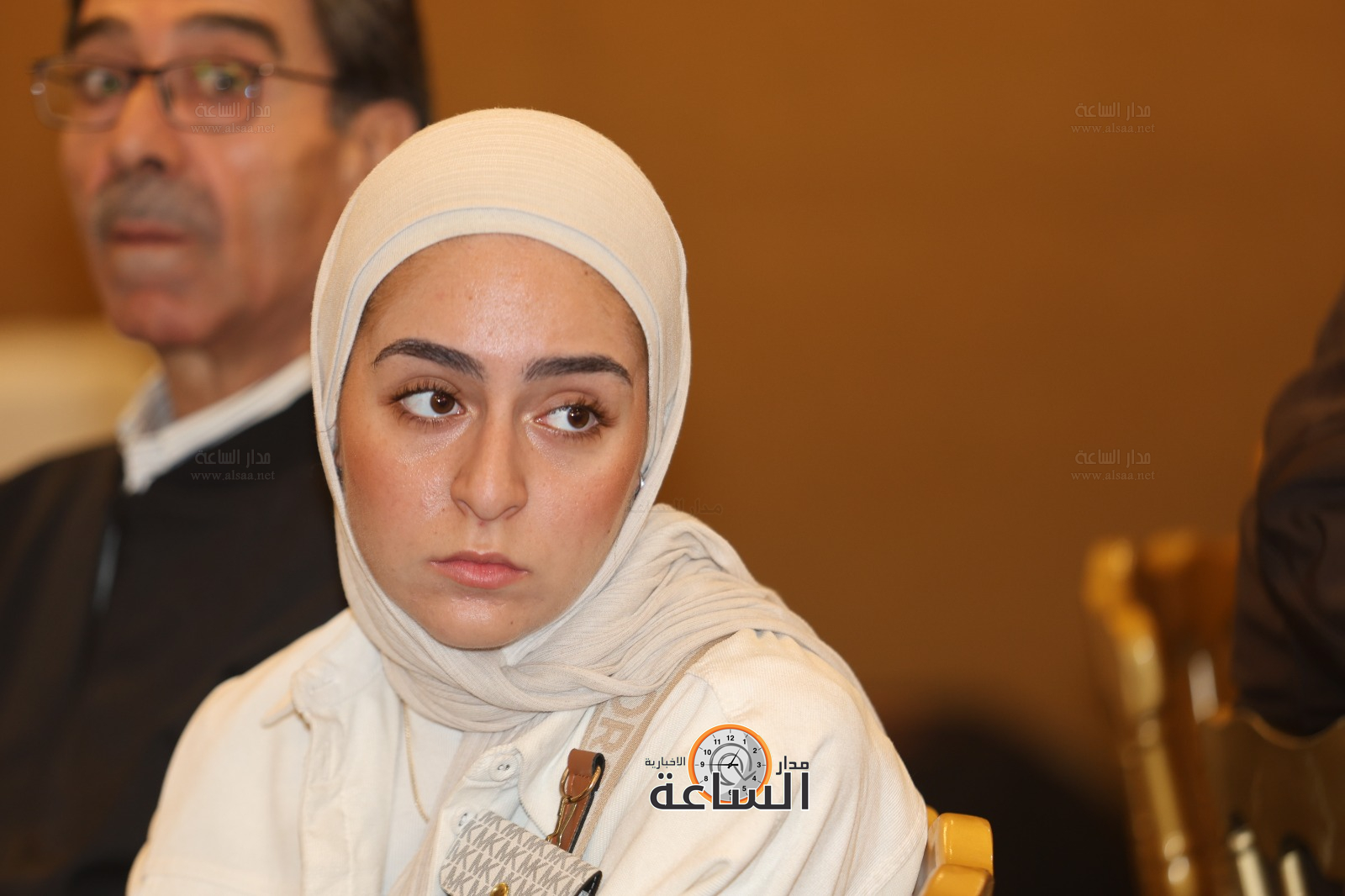 Madar Al-Saa Images 0.4150473980285567