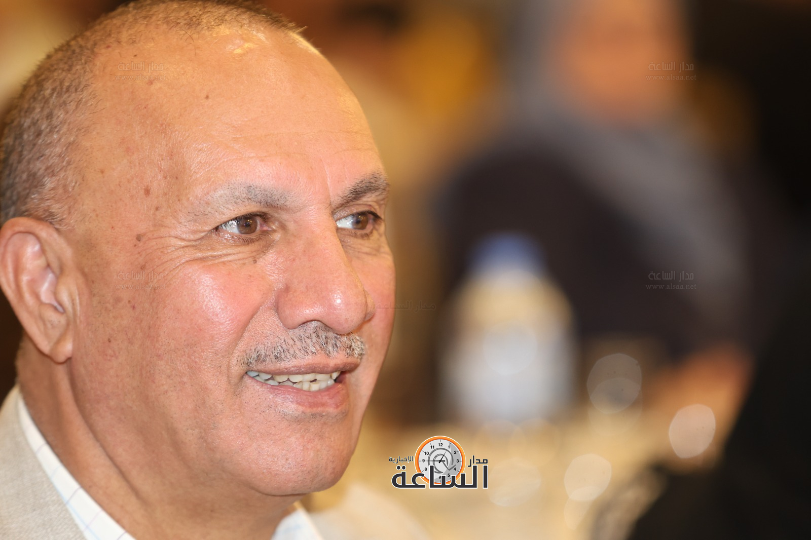 Madar Al-Saa Images 0.4255858277669857