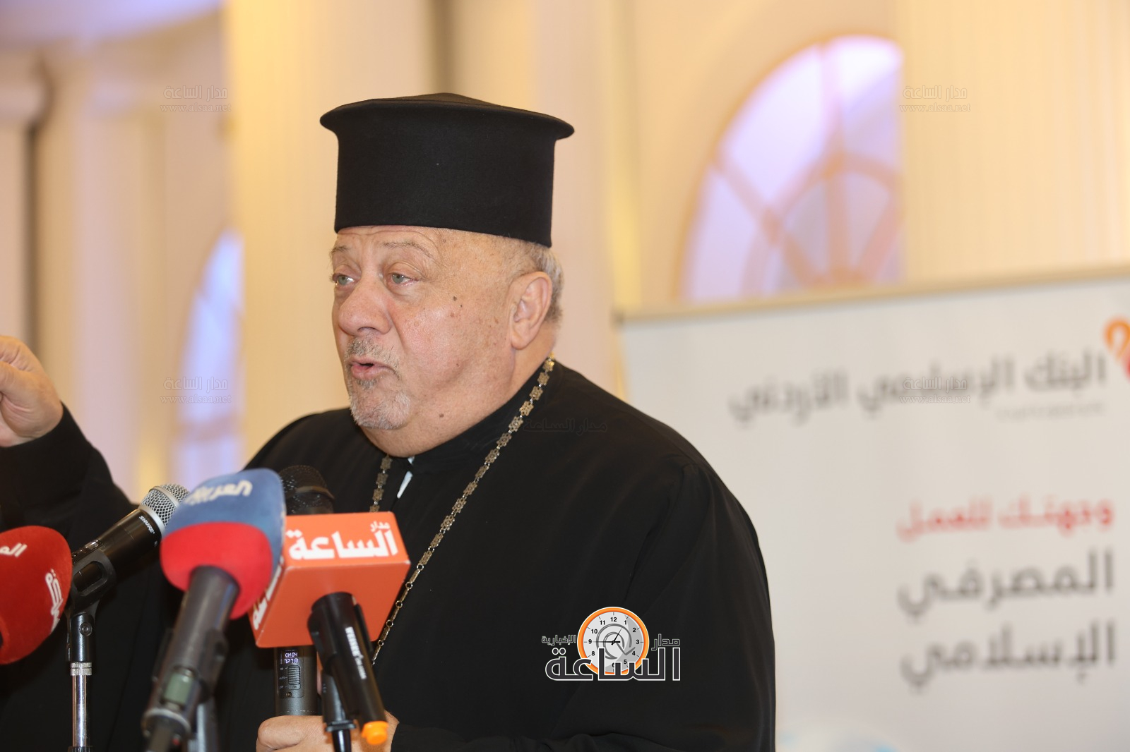 Madar Al-Saa Images 0.607000446146279