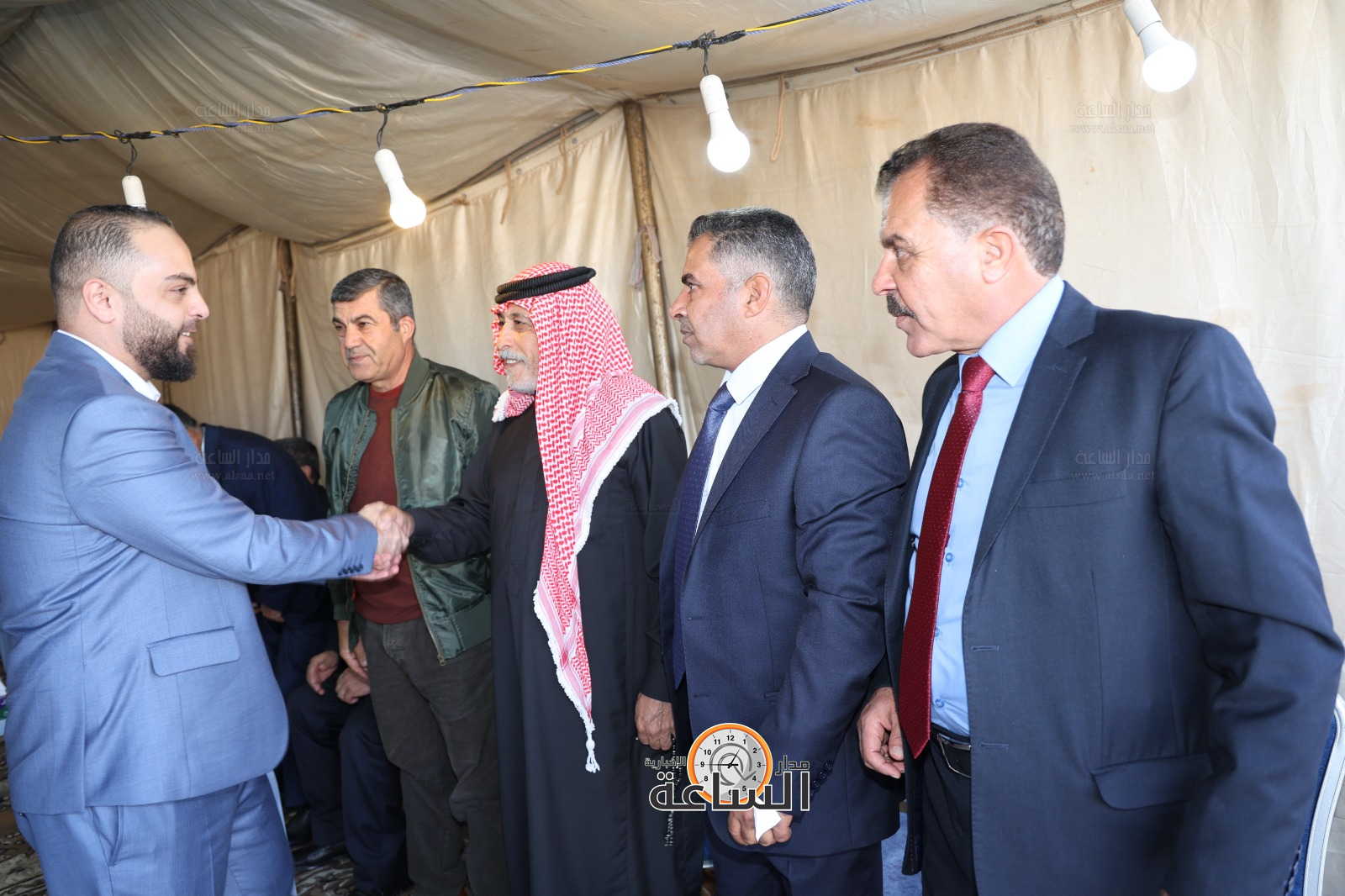 Madar Al-Saa Images 0.03916047223681729