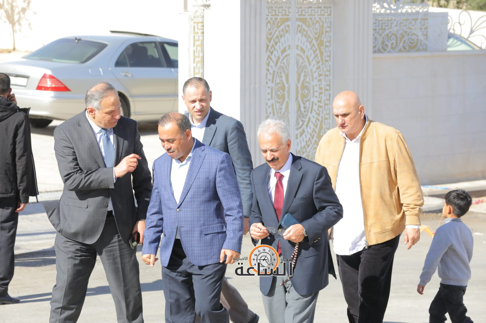 Madar Al-Saa Images 0.9898973386576901