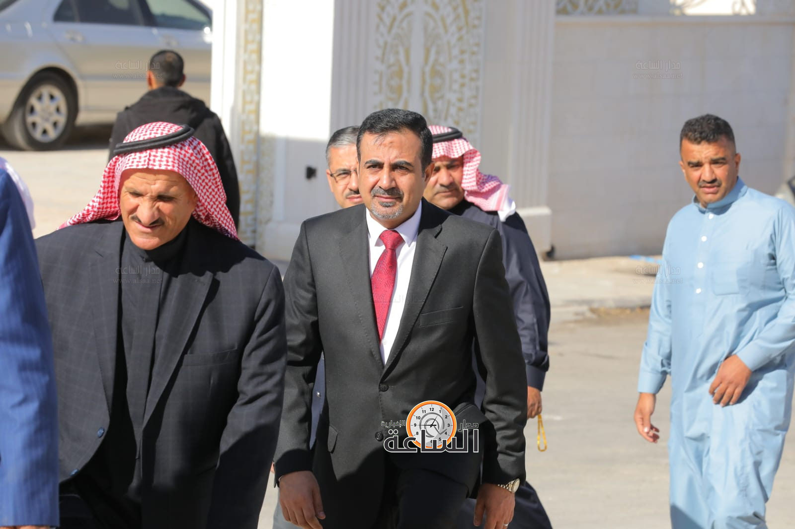 Madar Al-Saa Images 0.5536621128856343