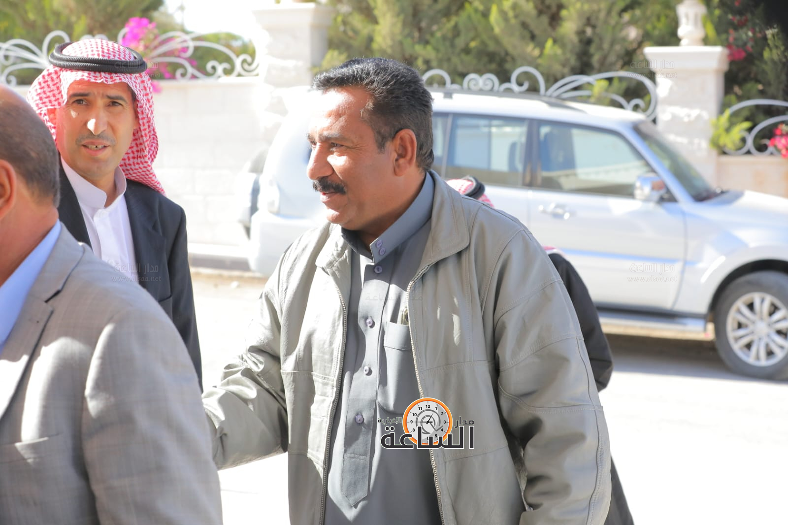 Madar Al-Saa Images 0.6448980767617334