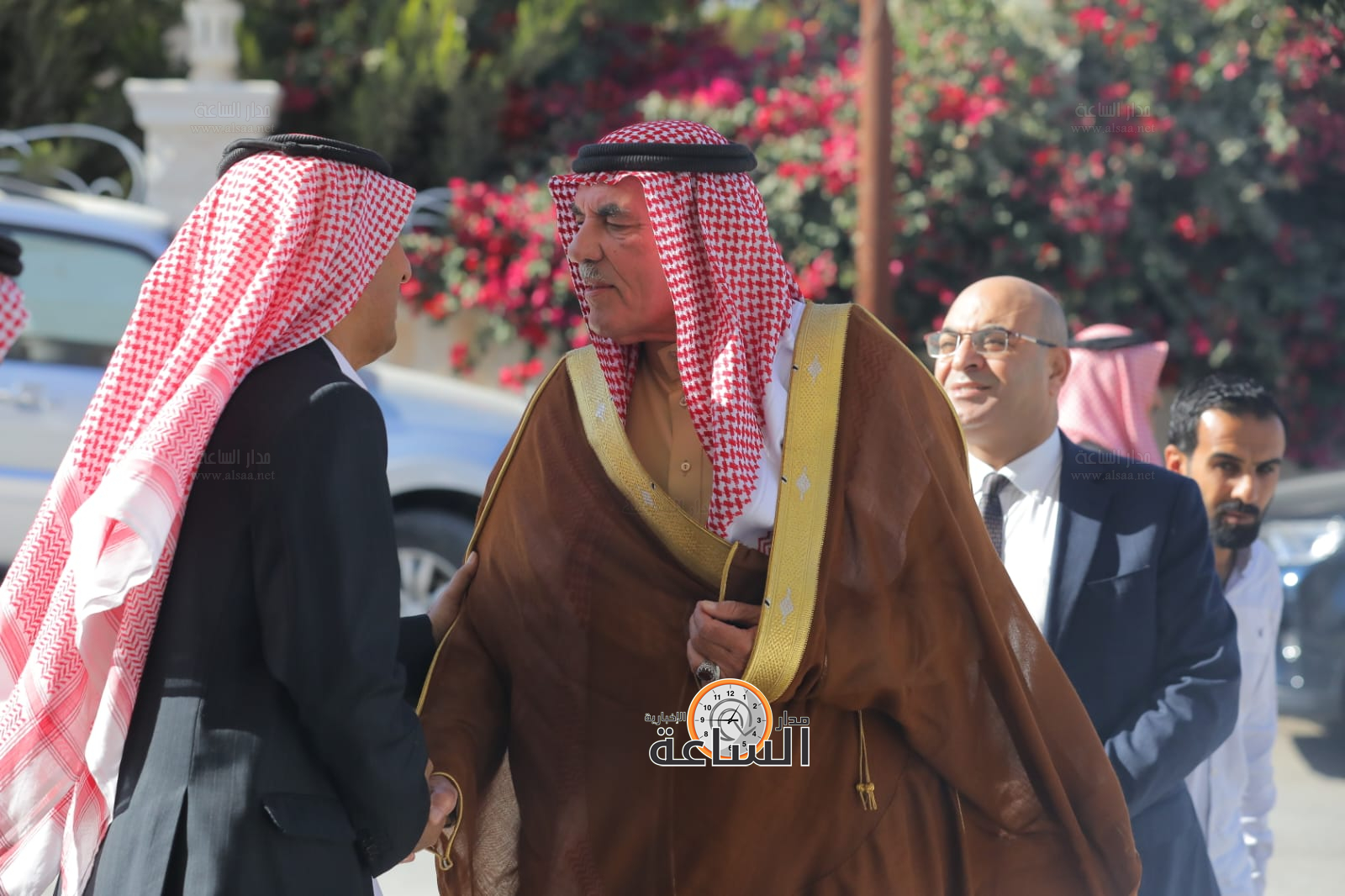 Madar Al-Saa Images 0.8113765451368882