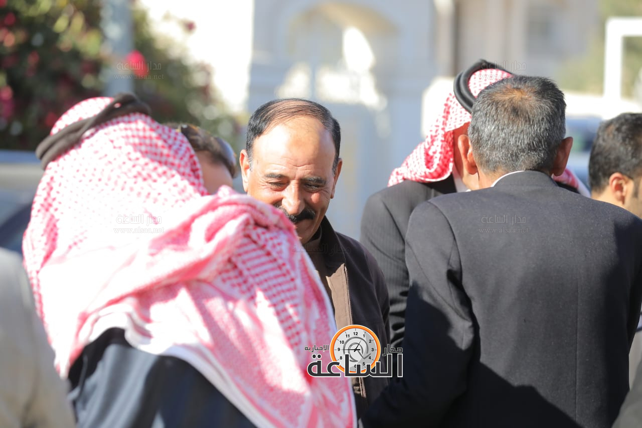 Madar Al-Saa Images 0.7465037046199416