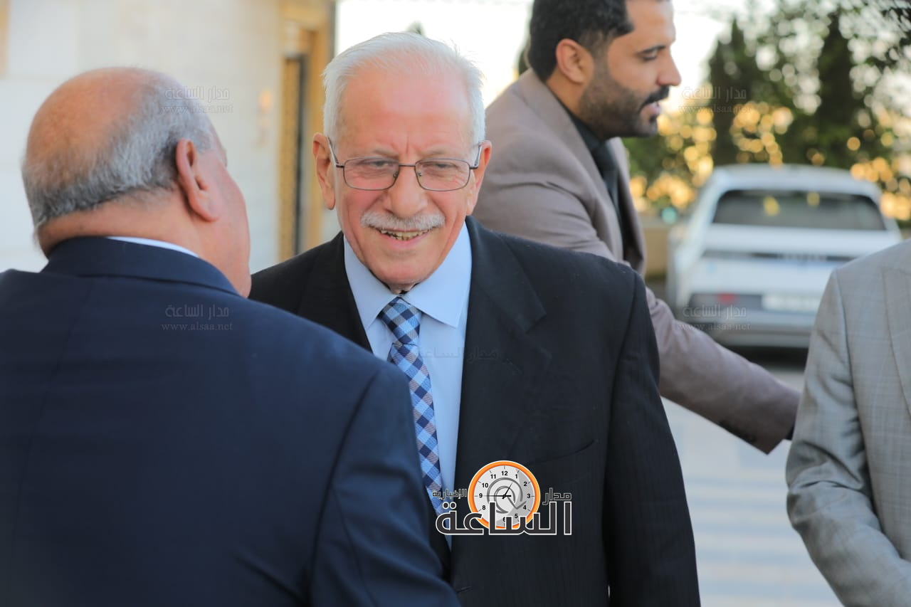 Madar Al-Saa Images 0.8999783767843017