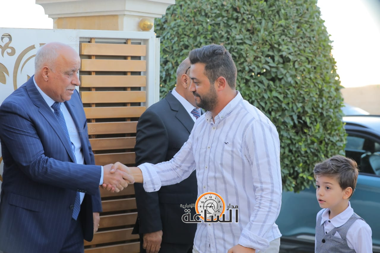 Madar Al-Saa Images 0.8377229538118607