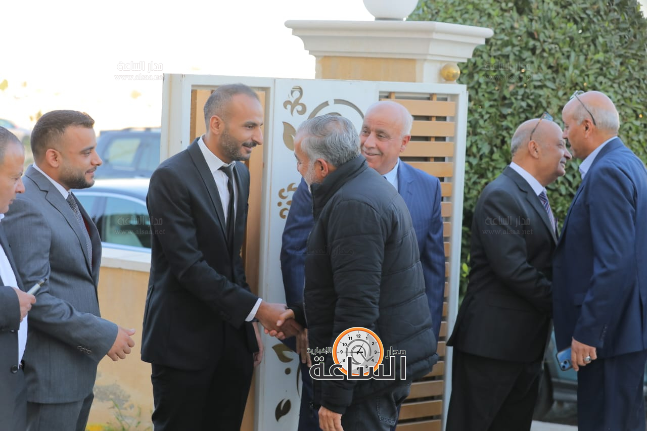 Madar Al-Saa Images 0.7243589162776982